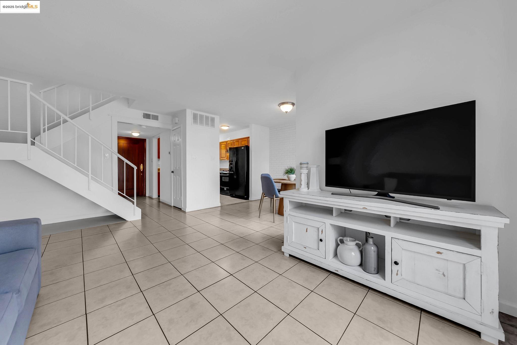 Photo #8: 41114584 Listing: Photo #8