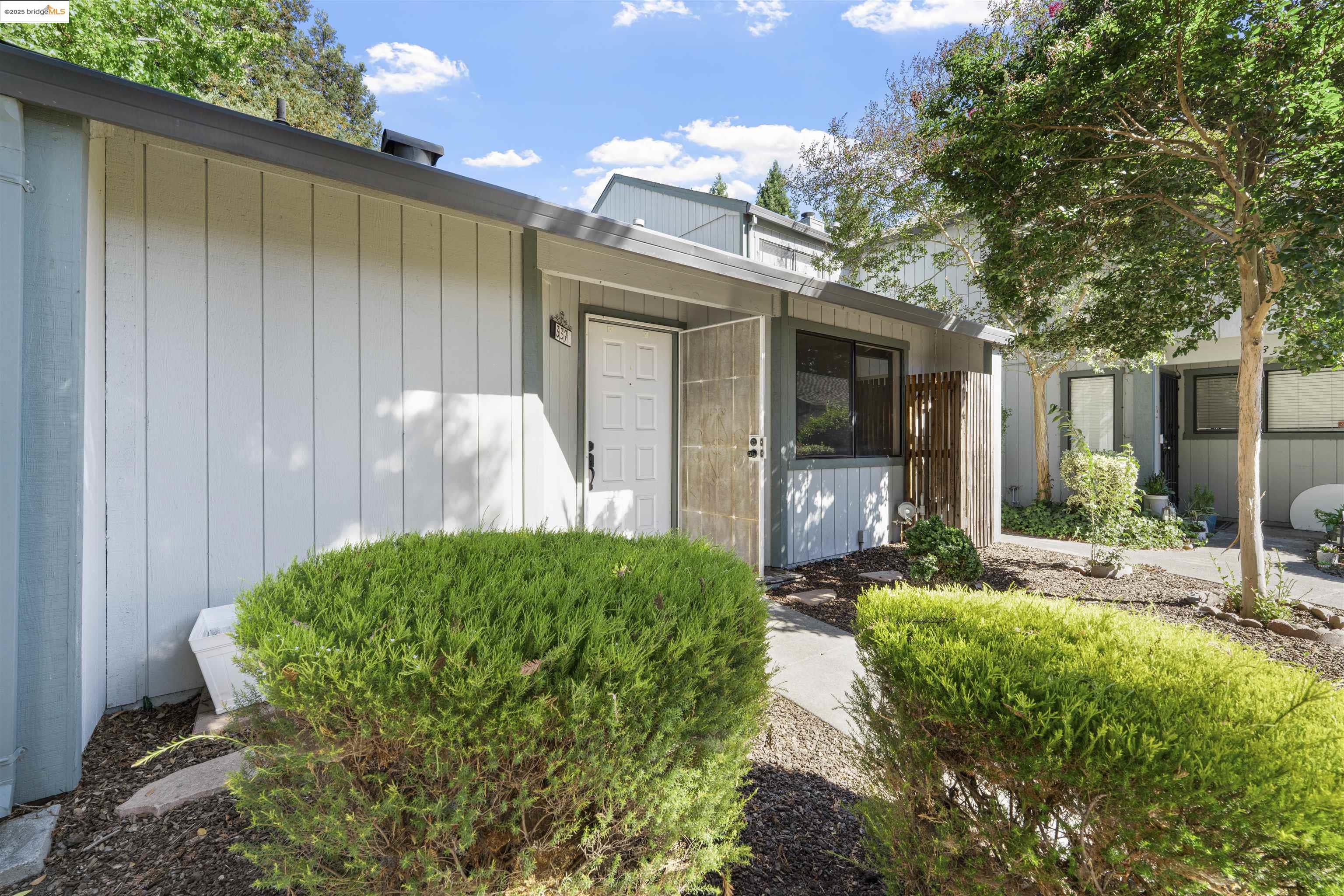 Detail Gallery Image 23 of 24 For 337 Westmont Place, Santa Rosa,  CA 95401 - 2 Beds | 2 Baths