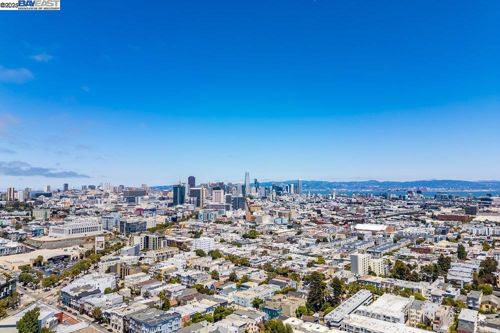 Detail Gallery Image 31 of 32 For 3386 16th Street, San Francisco,  CA 94114 - – Beds | – Baths