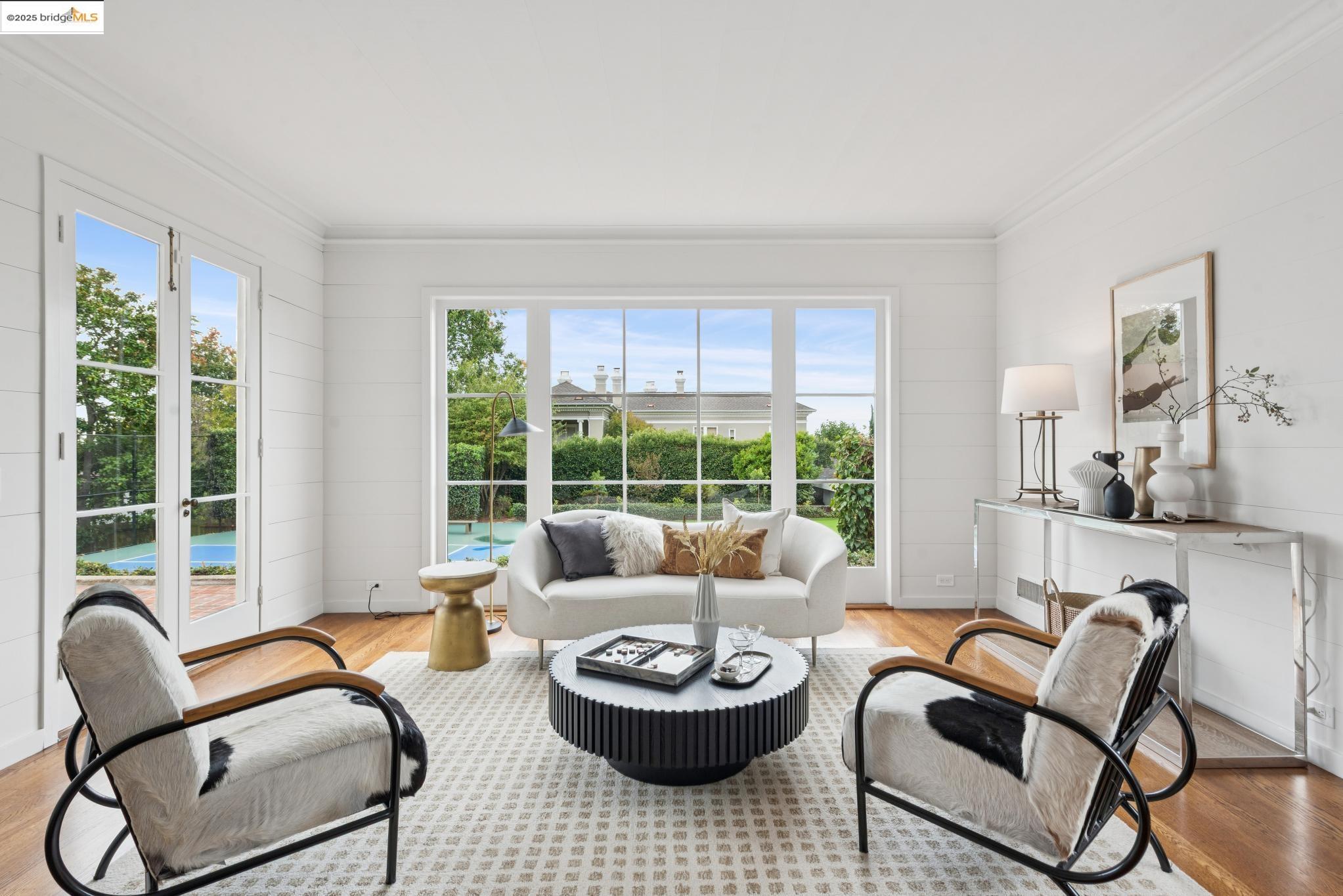 Detail Gallery Image 11 of 56 For 121 Scenic Ave, Piedmont,  CA 94611 - 5 Beds | 4/1 Baths