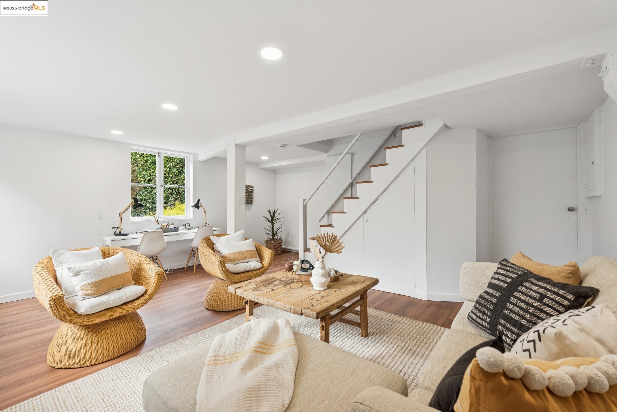 Detail Gallery Image 47 of 56 For 121 Scenic Ave, Piedmont,  CA 94611 - 5 Beds | 4/1 Baths