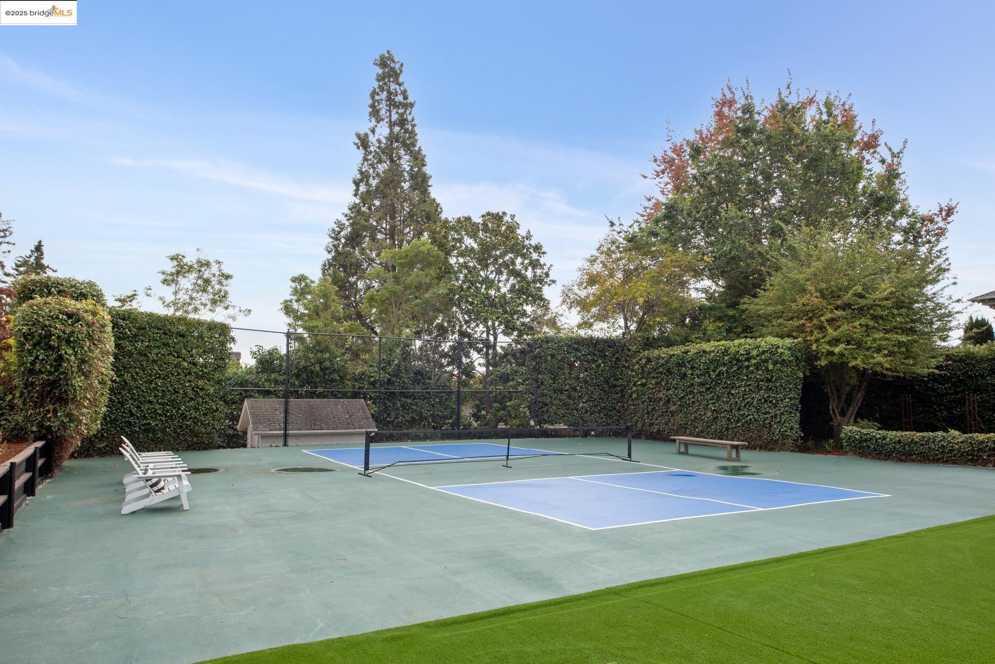 Detail Gallery Image 51 of 56 For 121 Scenic Ave, Piedmont,  CA 94611 - 5 Beds | 4/1 Baths