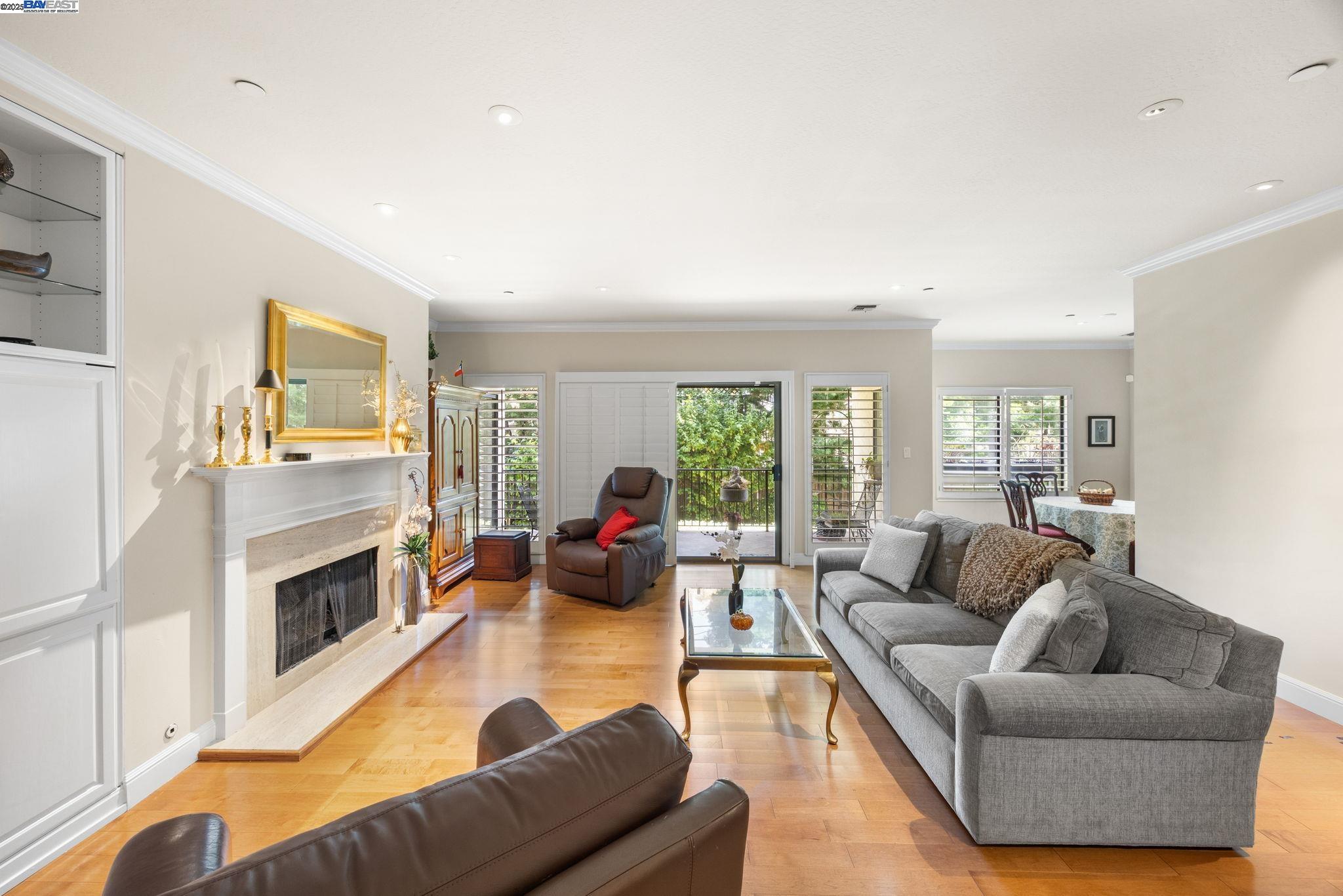 Front Image Thumbnail for BE41114611