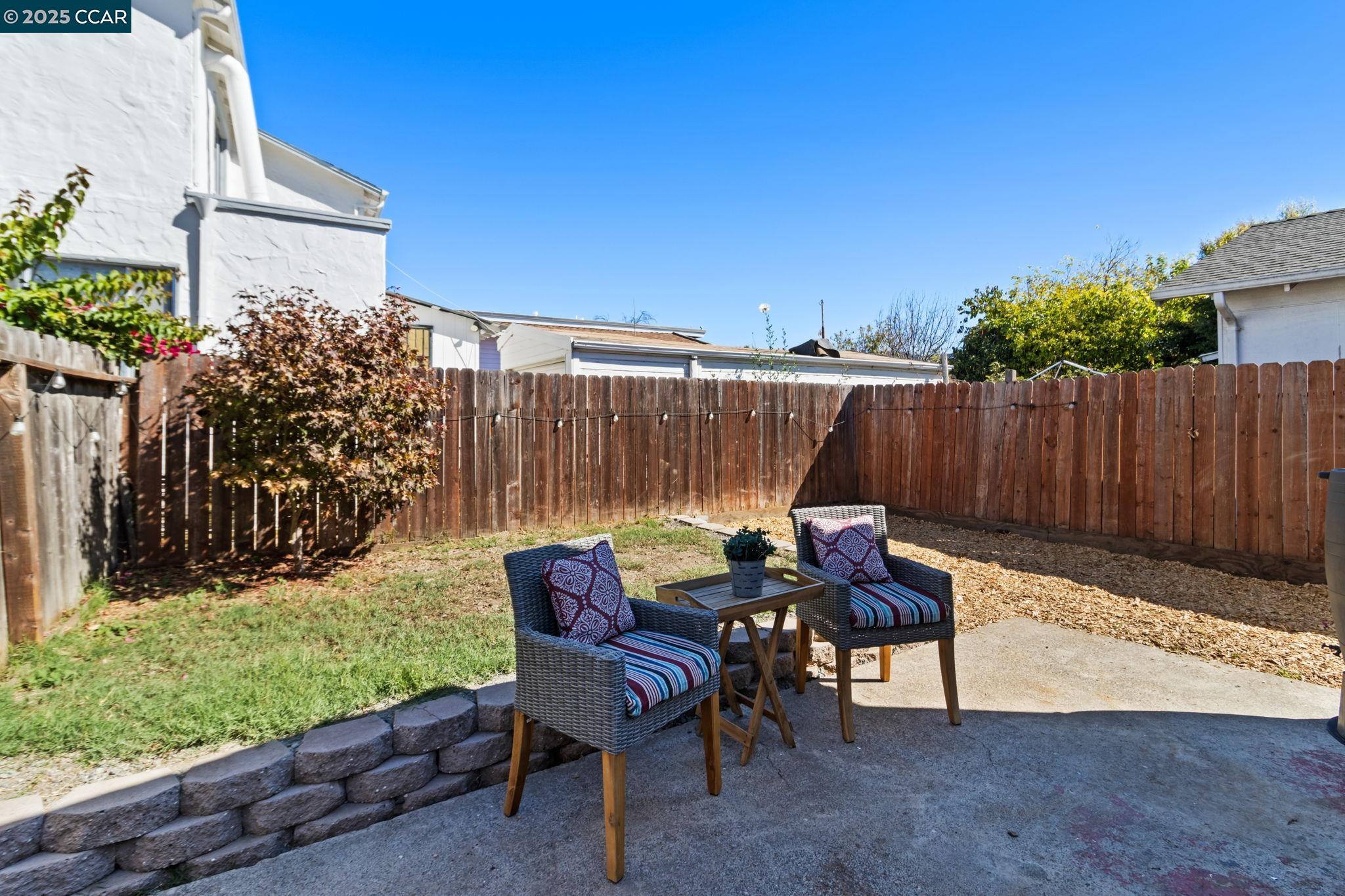 Detail Gallery Image 18 of 27 For 4010 Masterson St, Oakland,  CA 94619 - 2 Beds | 2 Baths