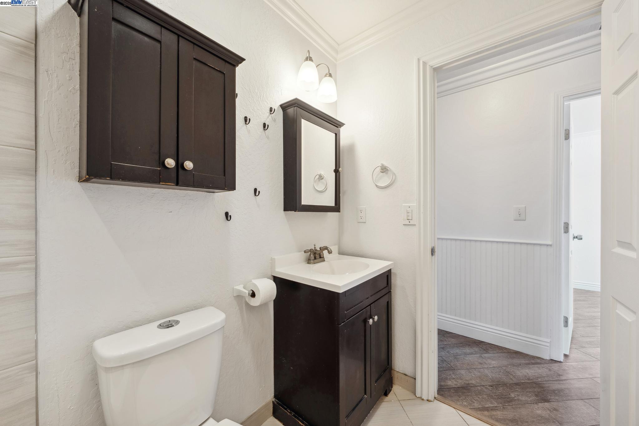 Detail Gallery Image 10 of 24 For 148 Spinnaker Way, Pittsburg,  CA 94565 - 3 Beds | 1/1 Baths