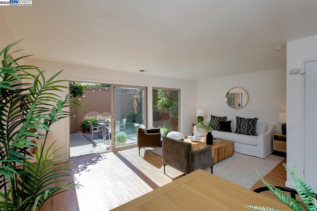 Photo #5: 41114630 Listing 