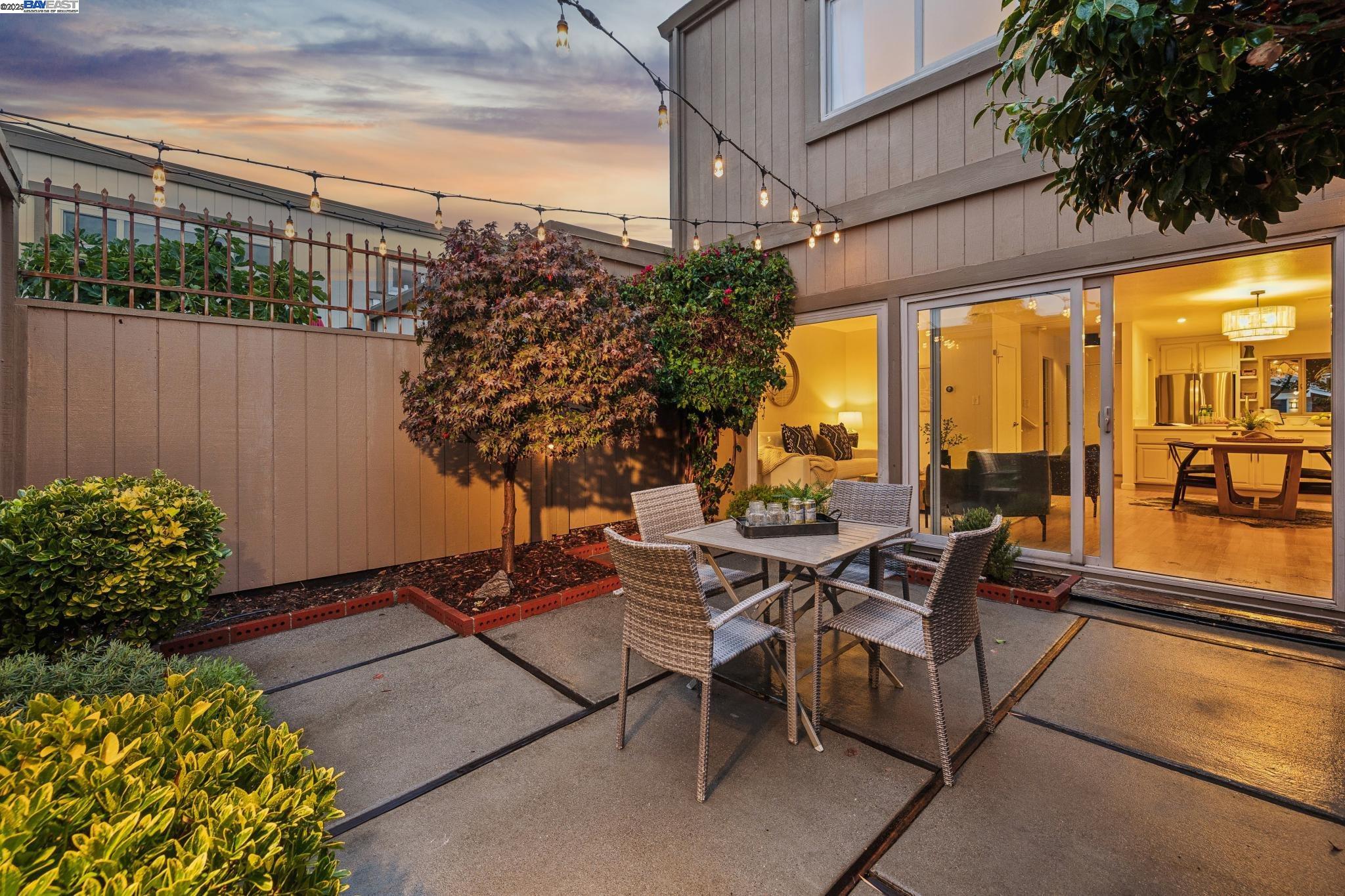 Detail Gallery Image 57 of 60 For 3308 Fir Ave, Alameda,  CA 94502 - 2 Beds | 1/1 Baths