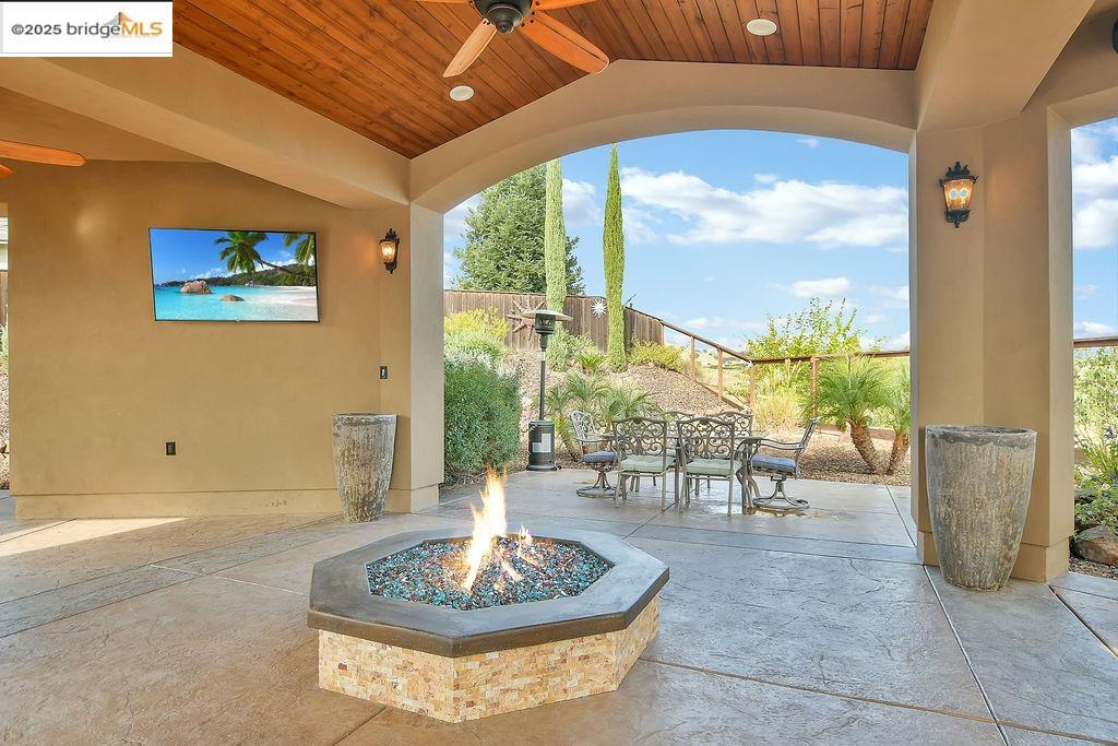 Detail Gallery Image 40 of 56 For 245 Rolling Sage Cir, Vacaville,  CA 95688 - 5 Beds | 4/1 Baths