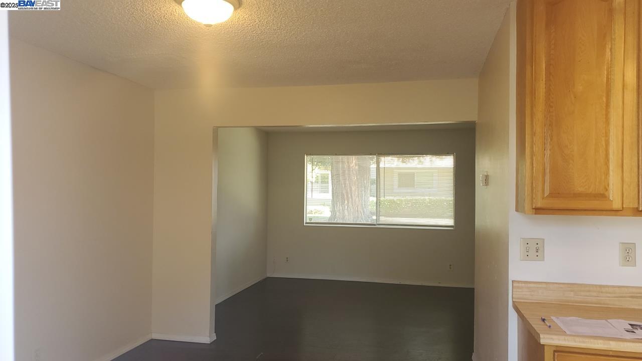 Photo #8: 41114637 Listing: Photo #8