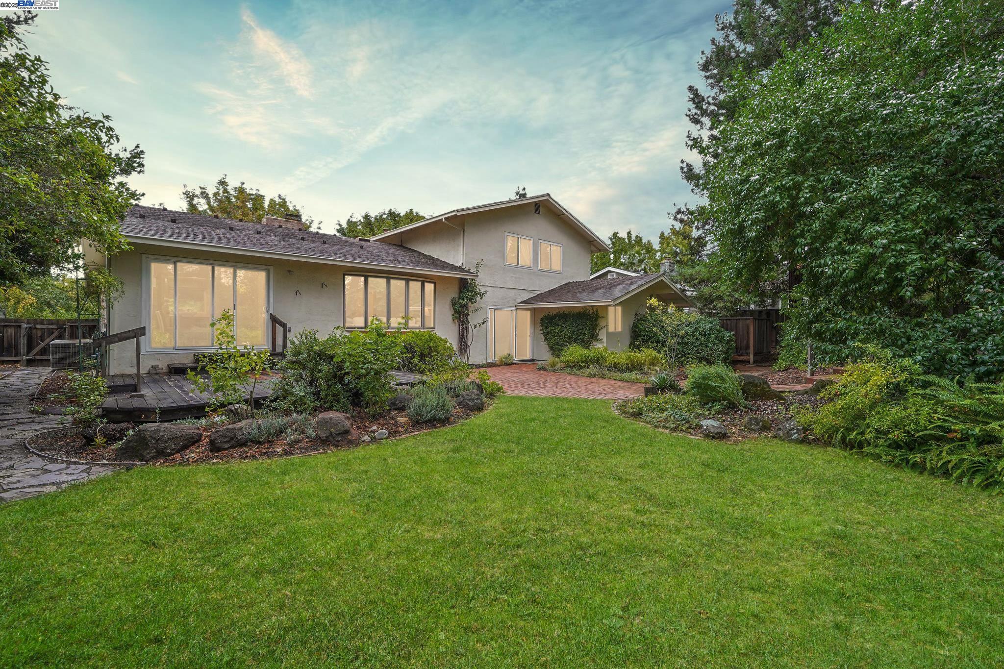 Front Image Thumbnail for BE41114638