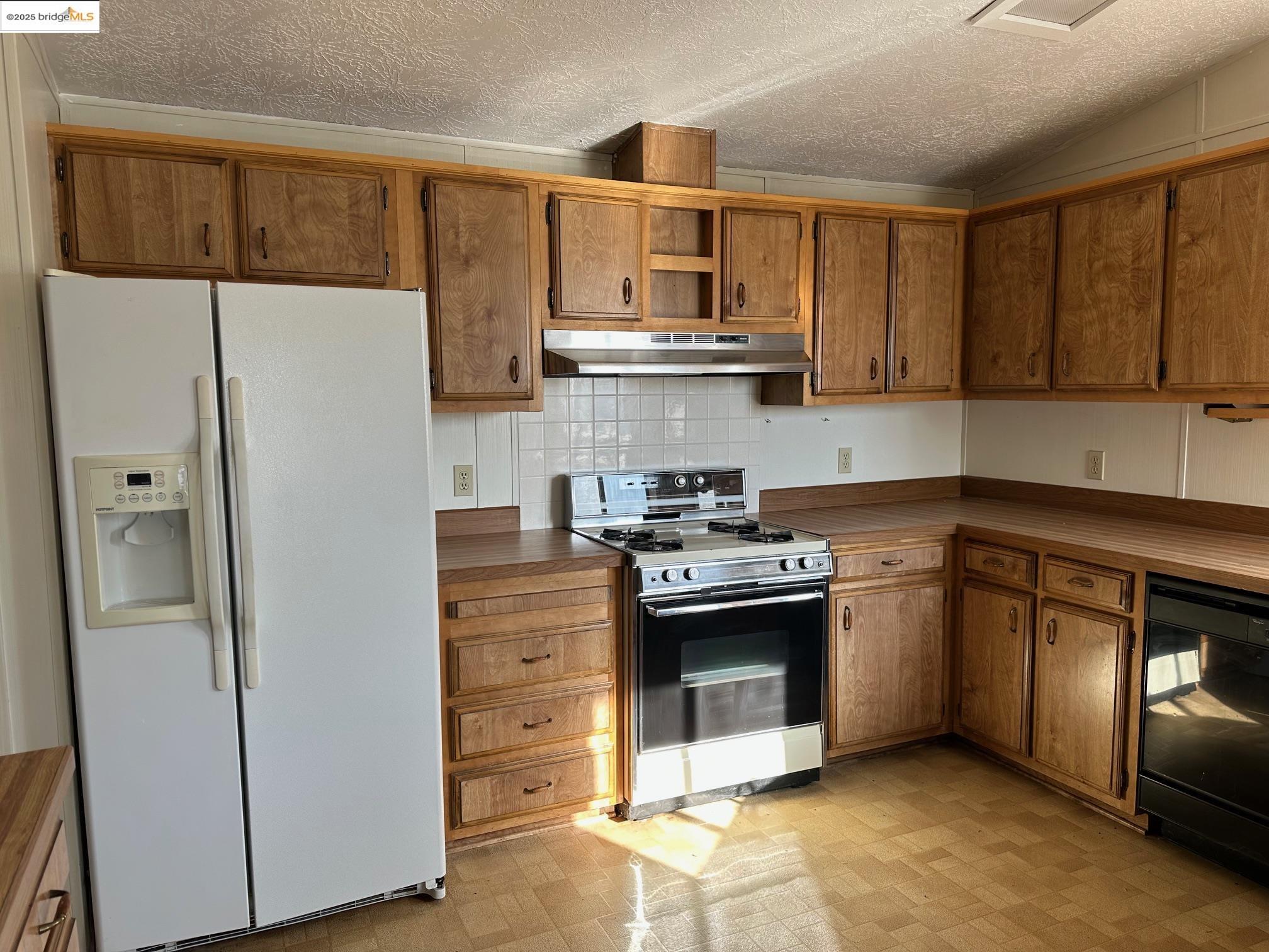 Detail Gallery Image 11 of 30 For 22513 Prospect Heights, Groveland,  CA 95321-9389 - 2 Beds | 2 Baths