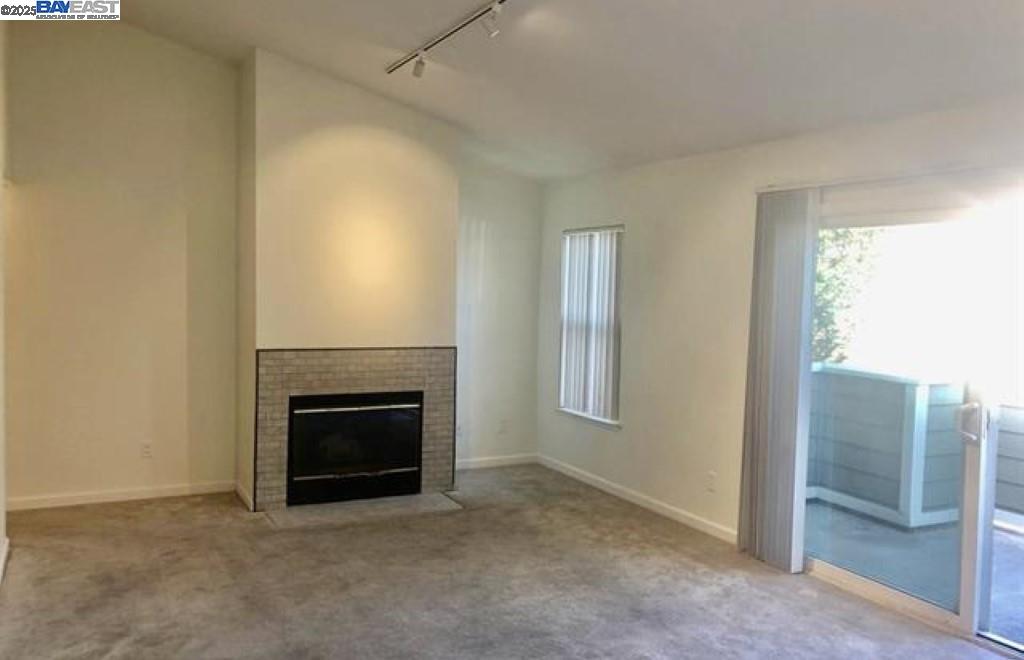 Detail Gallery Image 4 of 25 For 140 Reflections Dr #24,  San Ramon,  CA 94583 - 1 Beds | 1 Baths