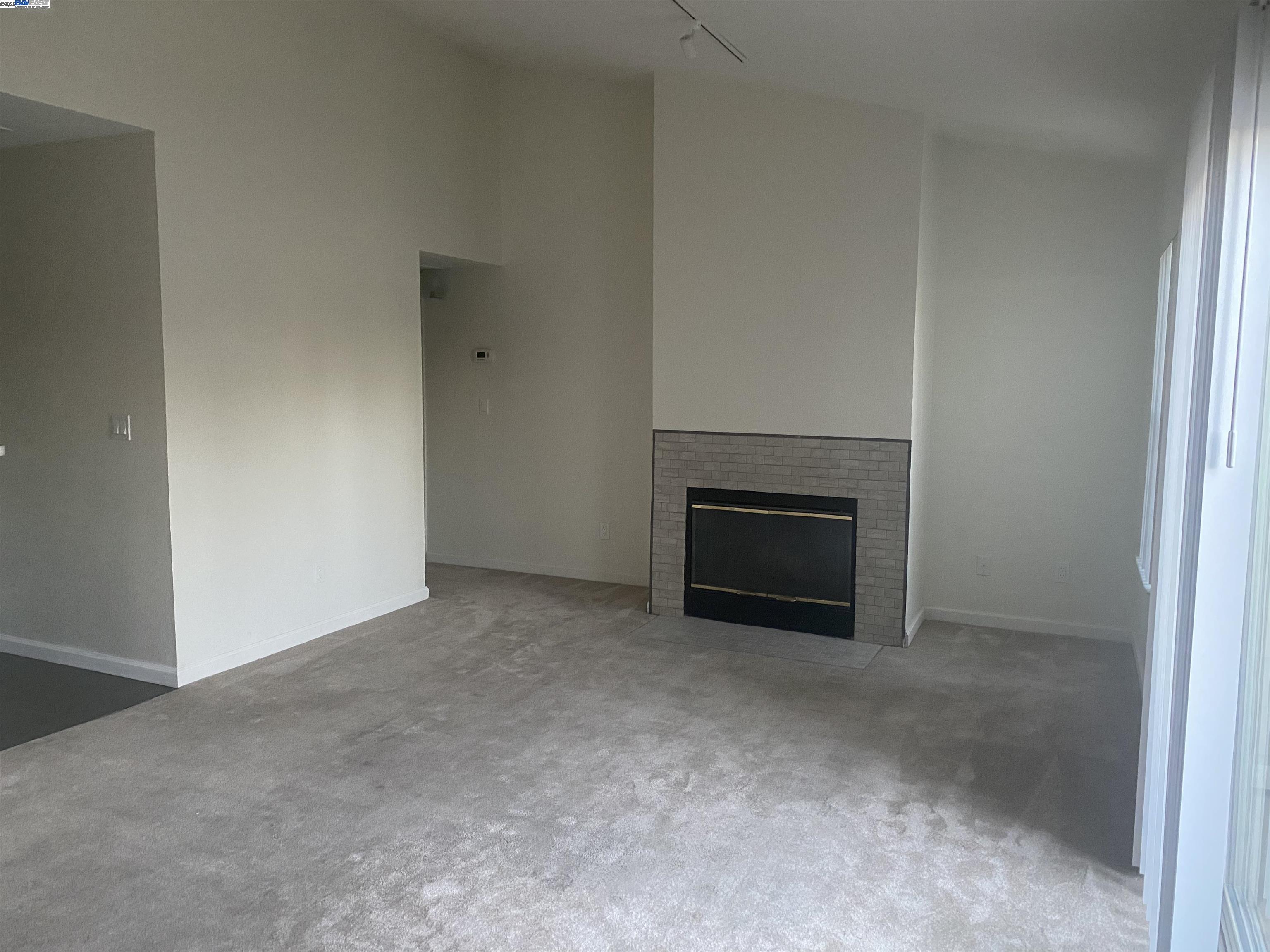 Detail Gallery Image 6 of 25 For 140 Reflections Dr #24,  San Ramon,  CA 94583 - 1 Beds | 1 Baths