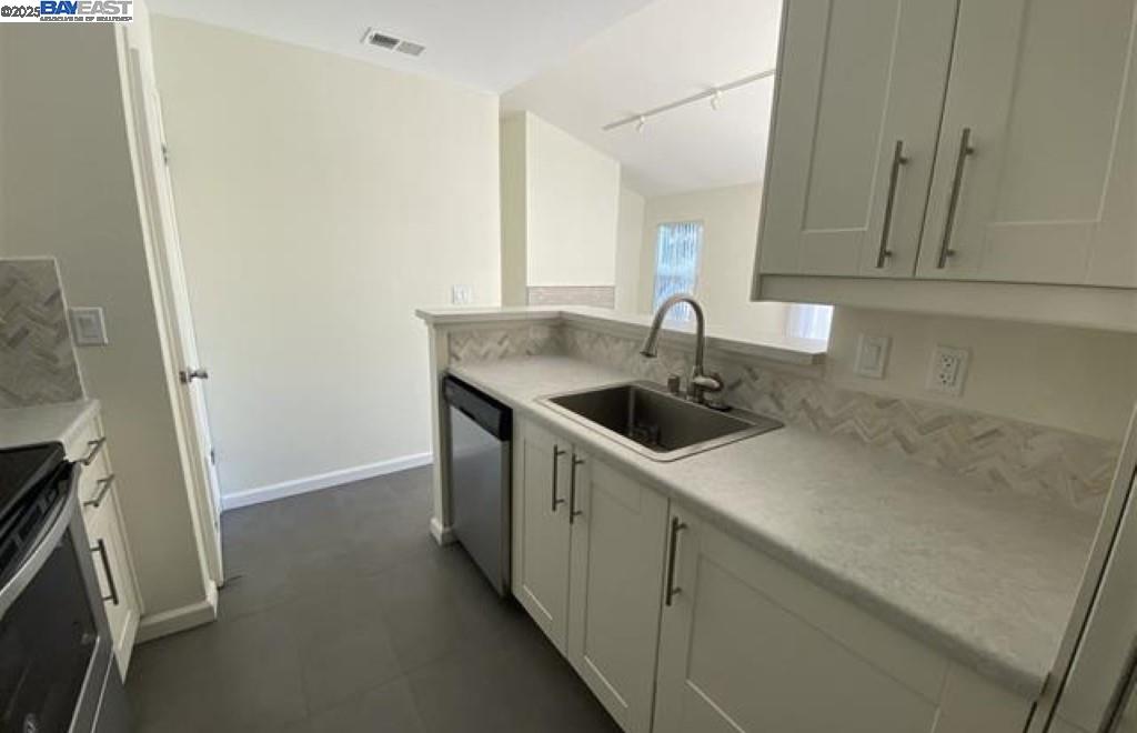 Detail Gallery Image 10 of 25 For 140 Reflections Dr #24,  San Ramon,  CA 94583 - 1 Beds | 1 Baths