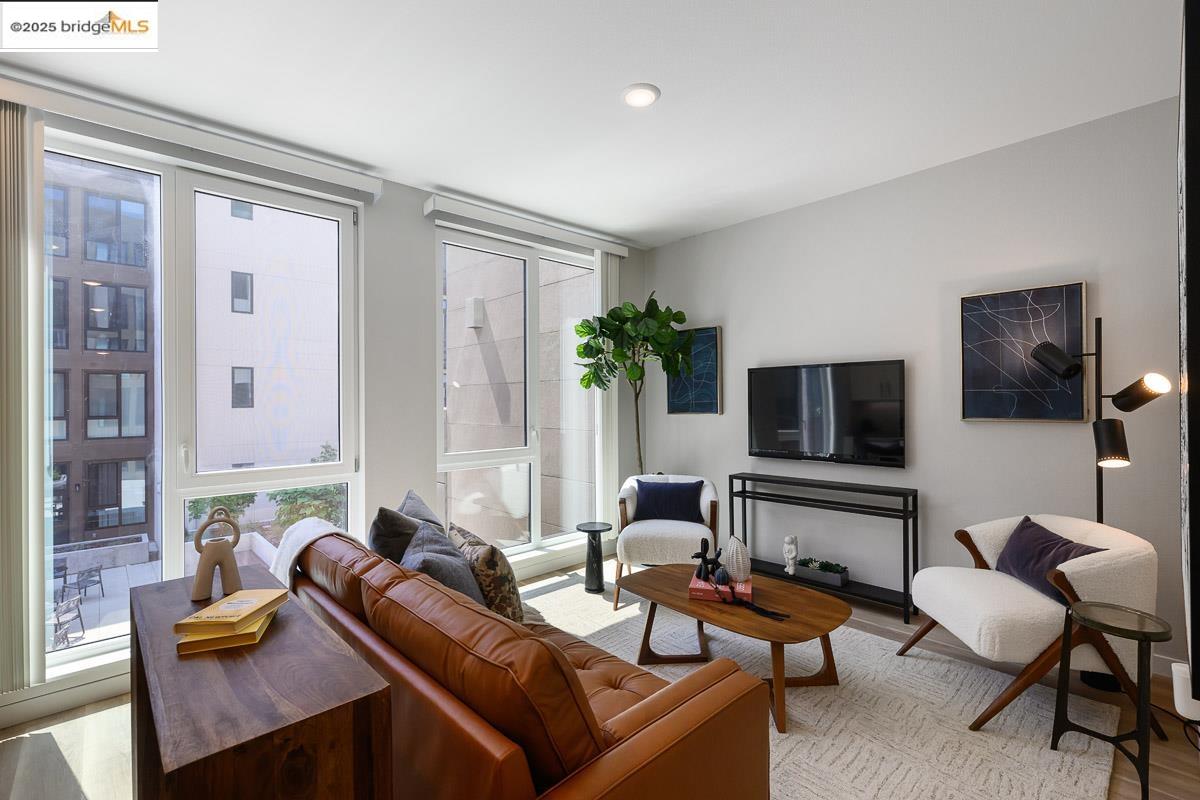 MLS: 41114668 Condo For Sale