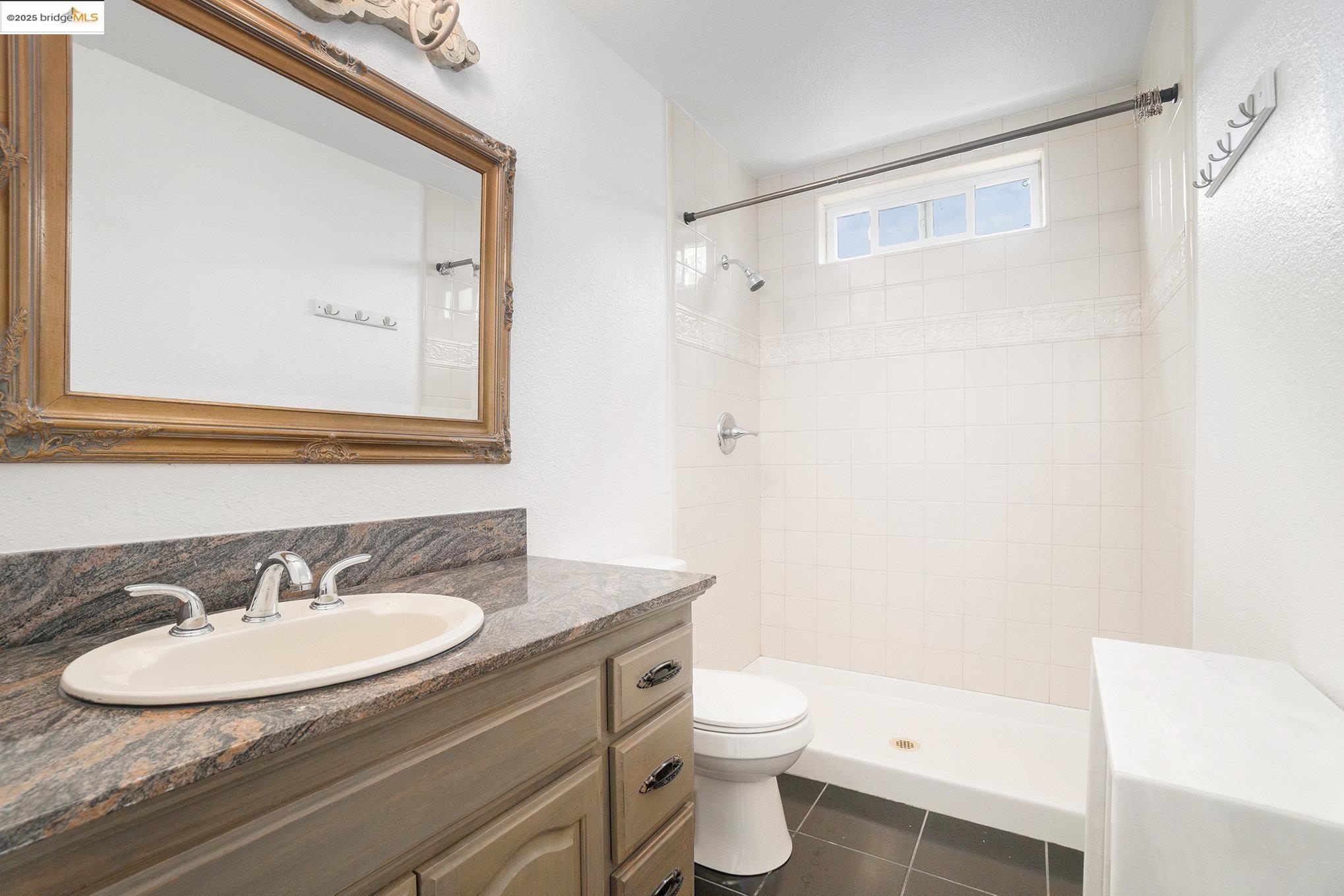 Detail Gallery Image 9 of 39 For 2878 Taylor Rd, Bethel Island,  CA 94511 - 2 Beds | 3 Baths