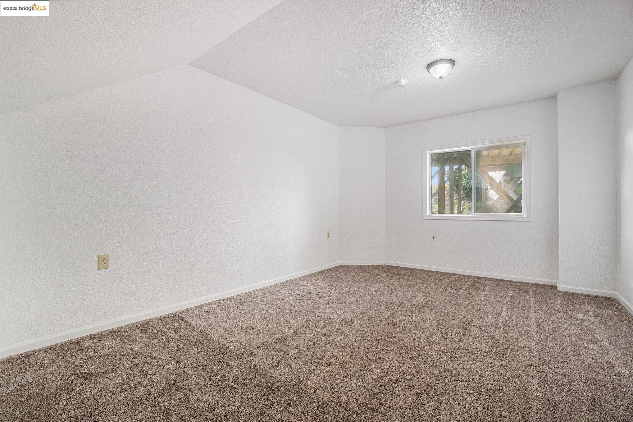 Detail Gallery Image 10 of 39 For 2878 Taylor Rd, Bethel Island,  CA 94511 - 2 Beds | 3 Baths