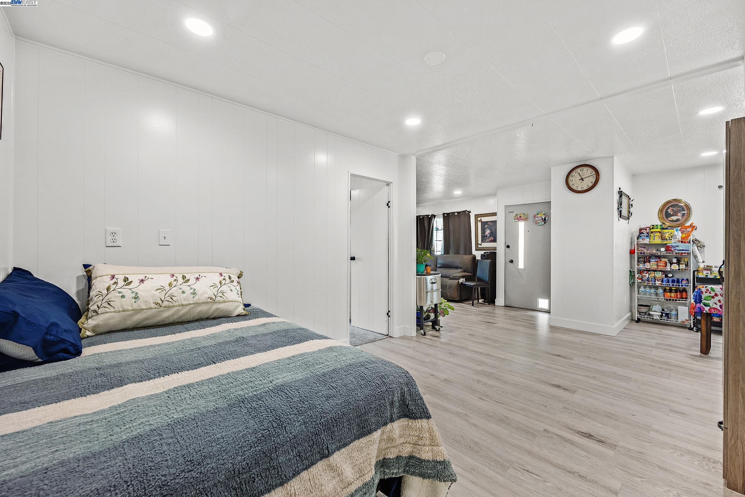 Detail Gallery Image 16 of 52 For 5040 Jackson St. #169,  –,  CA 95660 - 3 Beds | 2 Baths