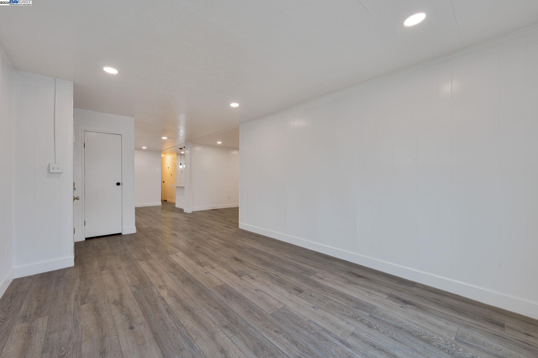 Detail Gallery Image 34 of 52 For 5040 Jackson St. #169,  –,  CA 95660 - 3 Beds | 2 Baths