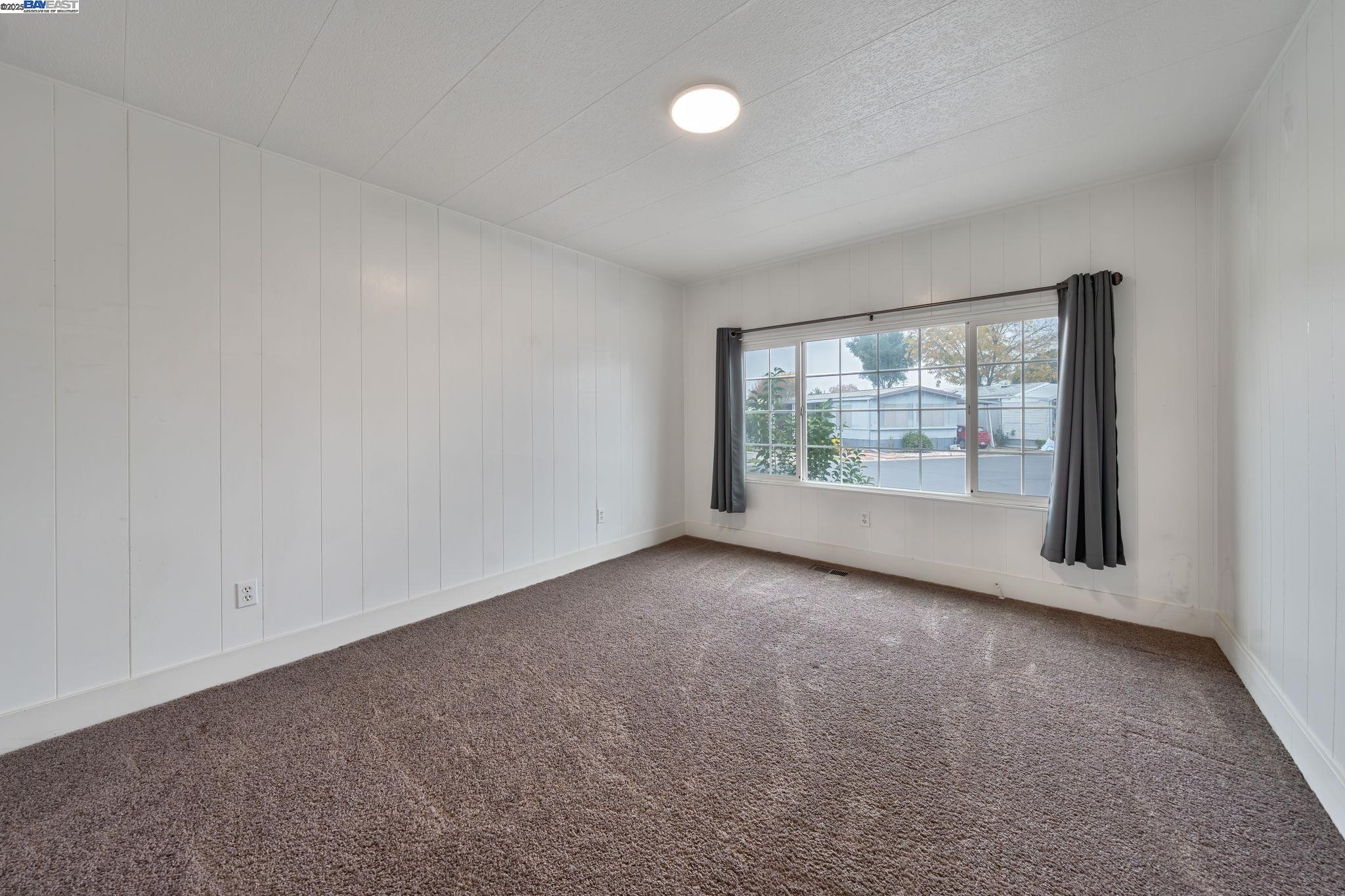 Detail Gallery Image 44 of 52 For 5040 Jackson St. #169,  –,  CA 95660 - 3 Beds | 2 Baths