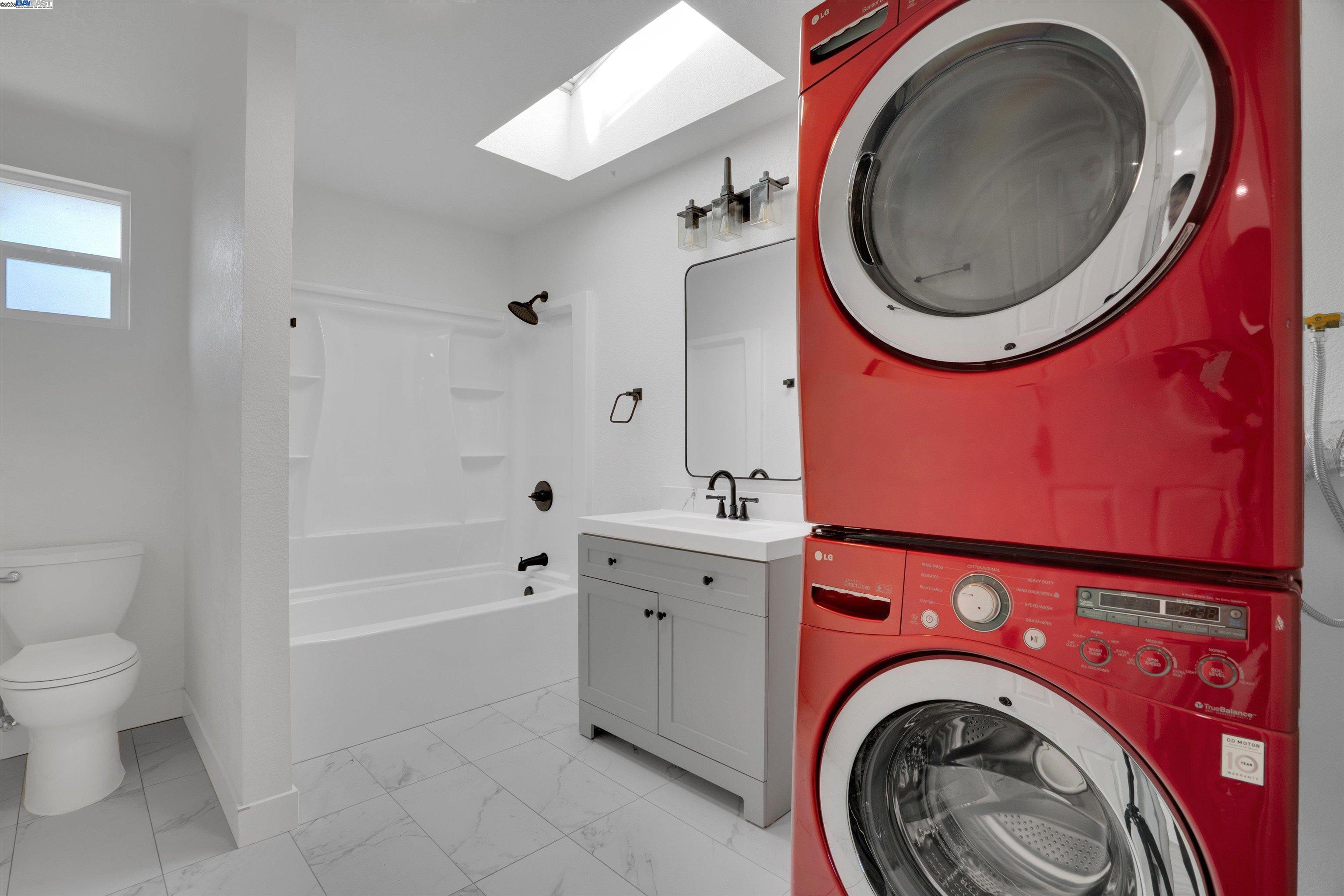 Detail Gallery Image 5 of 30 For 60 Railroad Ave, Rodeo,  CA 94572 - – Beds | – Baths