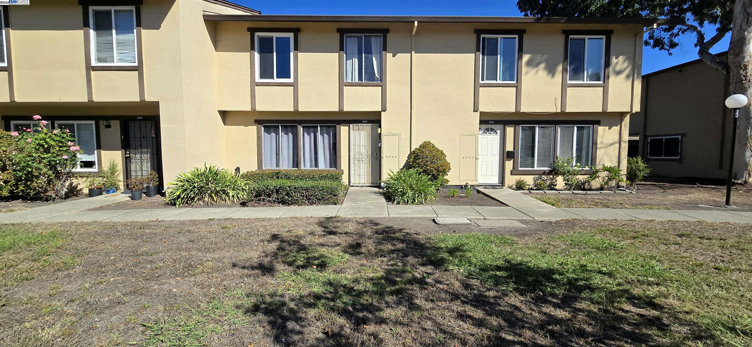 MLS: 41114698 Condo For Sale