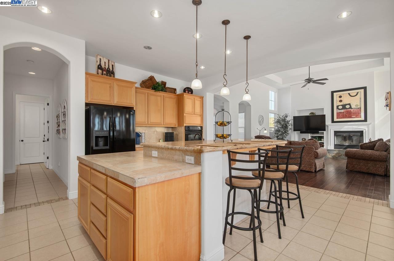 Detail Gallery Image 22 of 60 For 106 Glen View Ct, Copperopolis,  CA 95228 - 3 Beds | 2/1 Baths