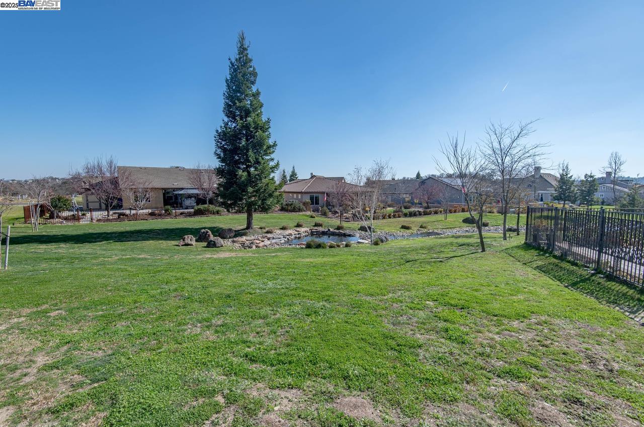 Detail Gallery Image 40 of 60 For 106 Glen View Ct, Copperopolis,  CA 95228 - 3 Beds | 2/1 Baths