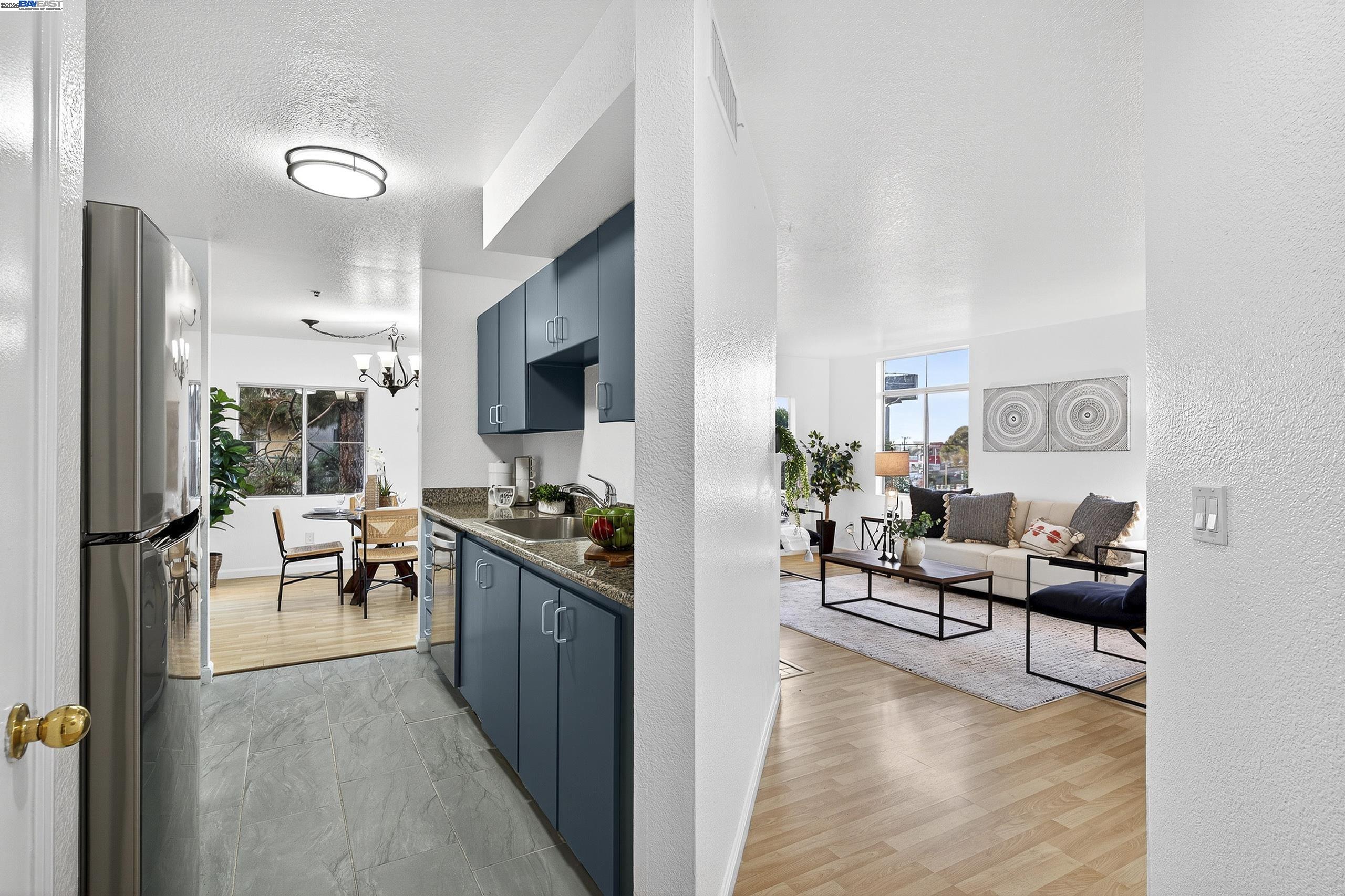 Photo #5: 41114714 Listing 