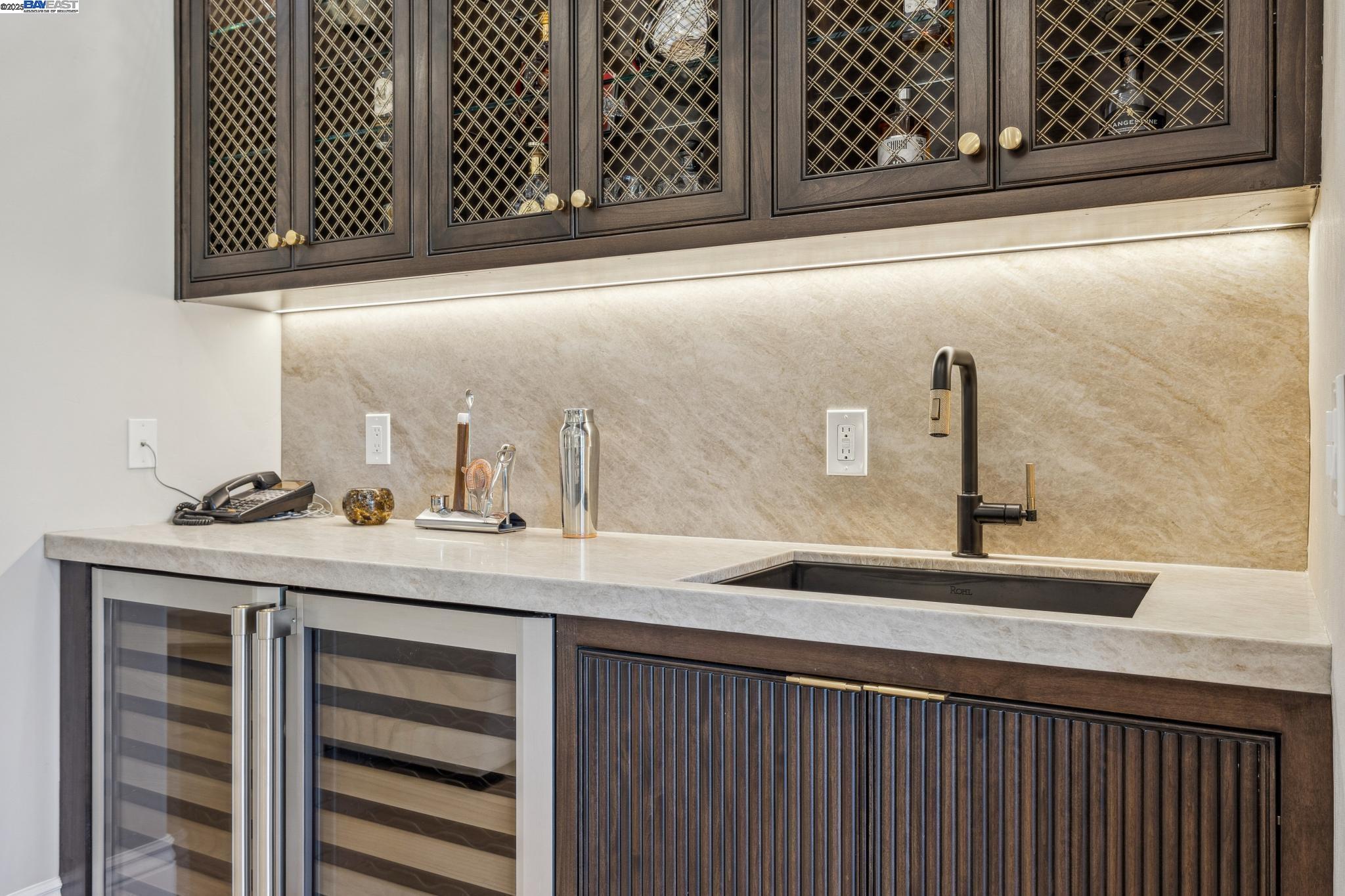 Detail Gallery Image 19 of 58 For 3630 Pontina Ct, Pleasanton,  CA 94566 - 5 Beds | 6/1 Baths