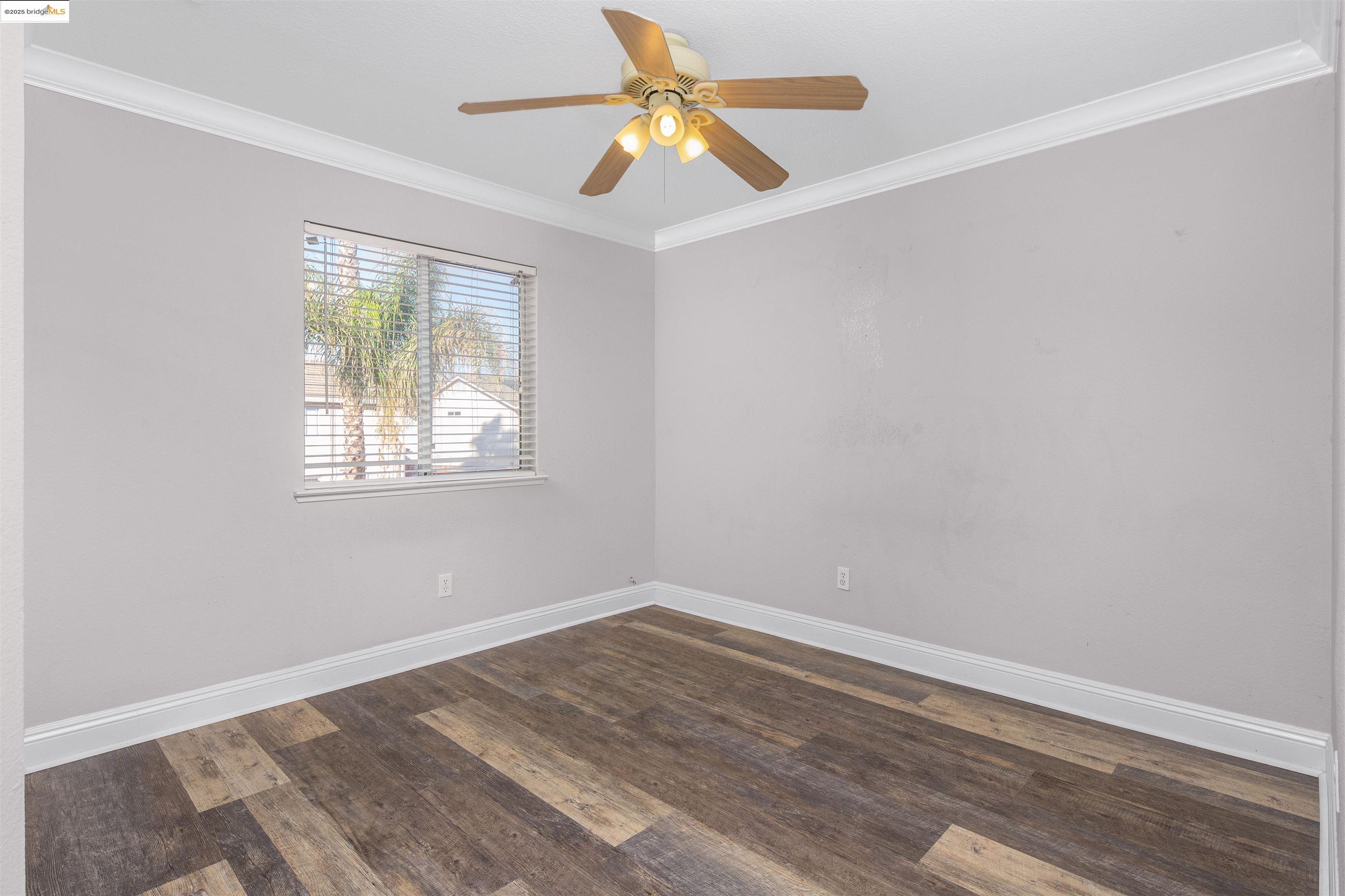 Detail Gallery Image 18 of 31 For 3965 Regatta Dr, Discovery Bay,  CA 94505 - 5 Beds | 3 Baths