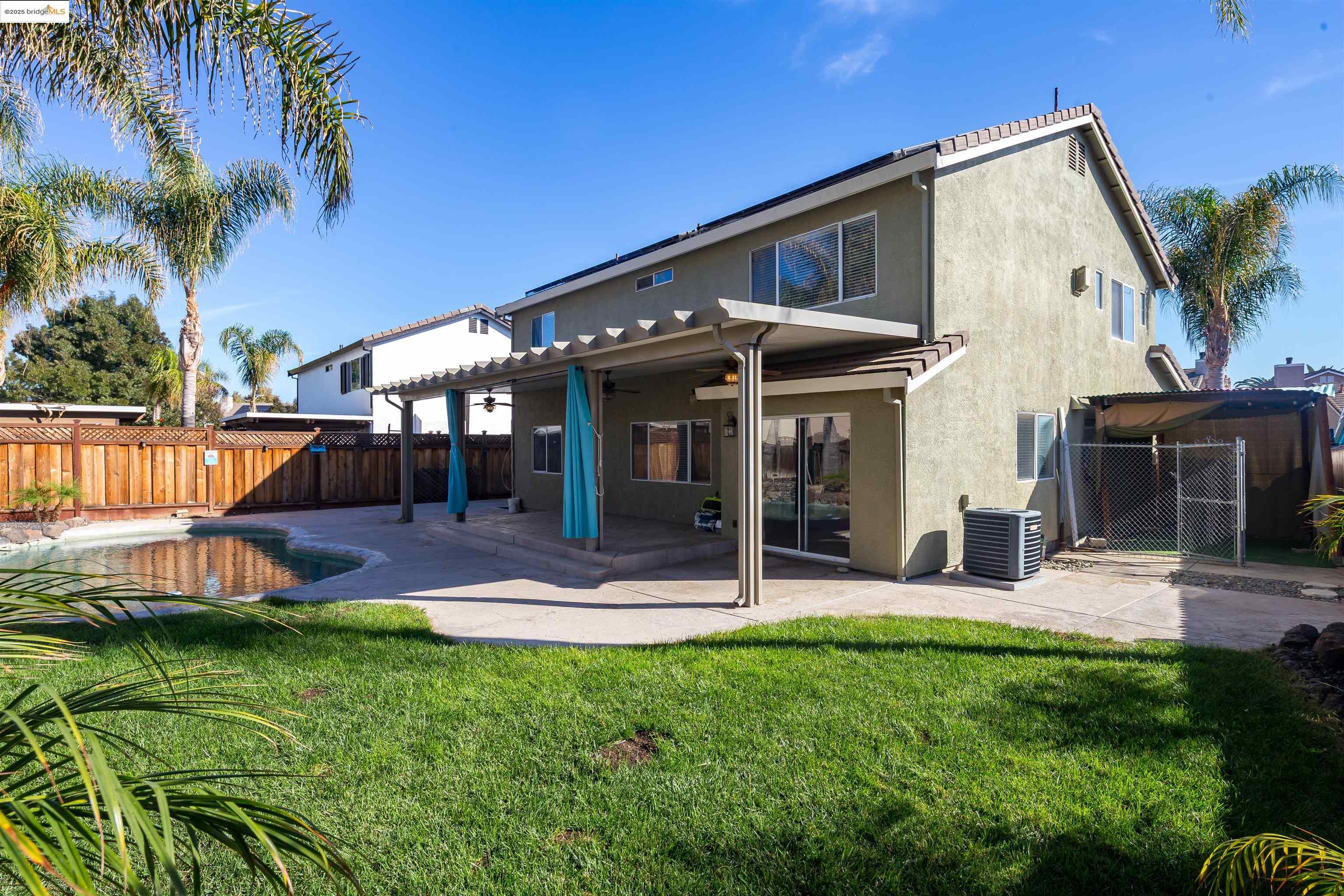 Detail Gallery Image 27 of 31 For 3965 Regatta Dr, Discovery Bay,  CA 94505 - 5 Beds | 3 Baths