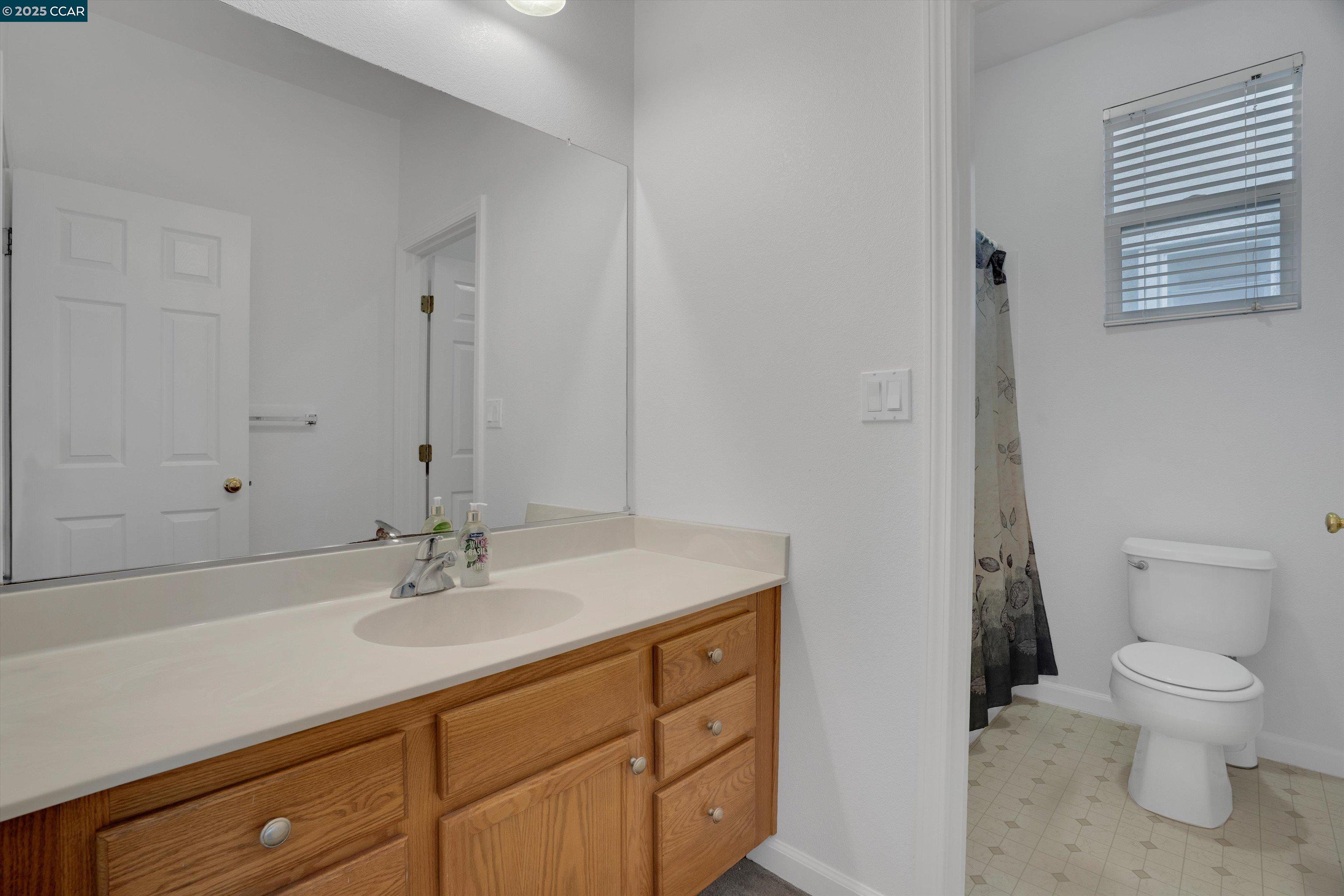 Detail Gallery Image 24 of 39 For 277 Kapalua Bay Cir, Pittsburg,  CA 94565 - 3 Beds | 2/1 Baths