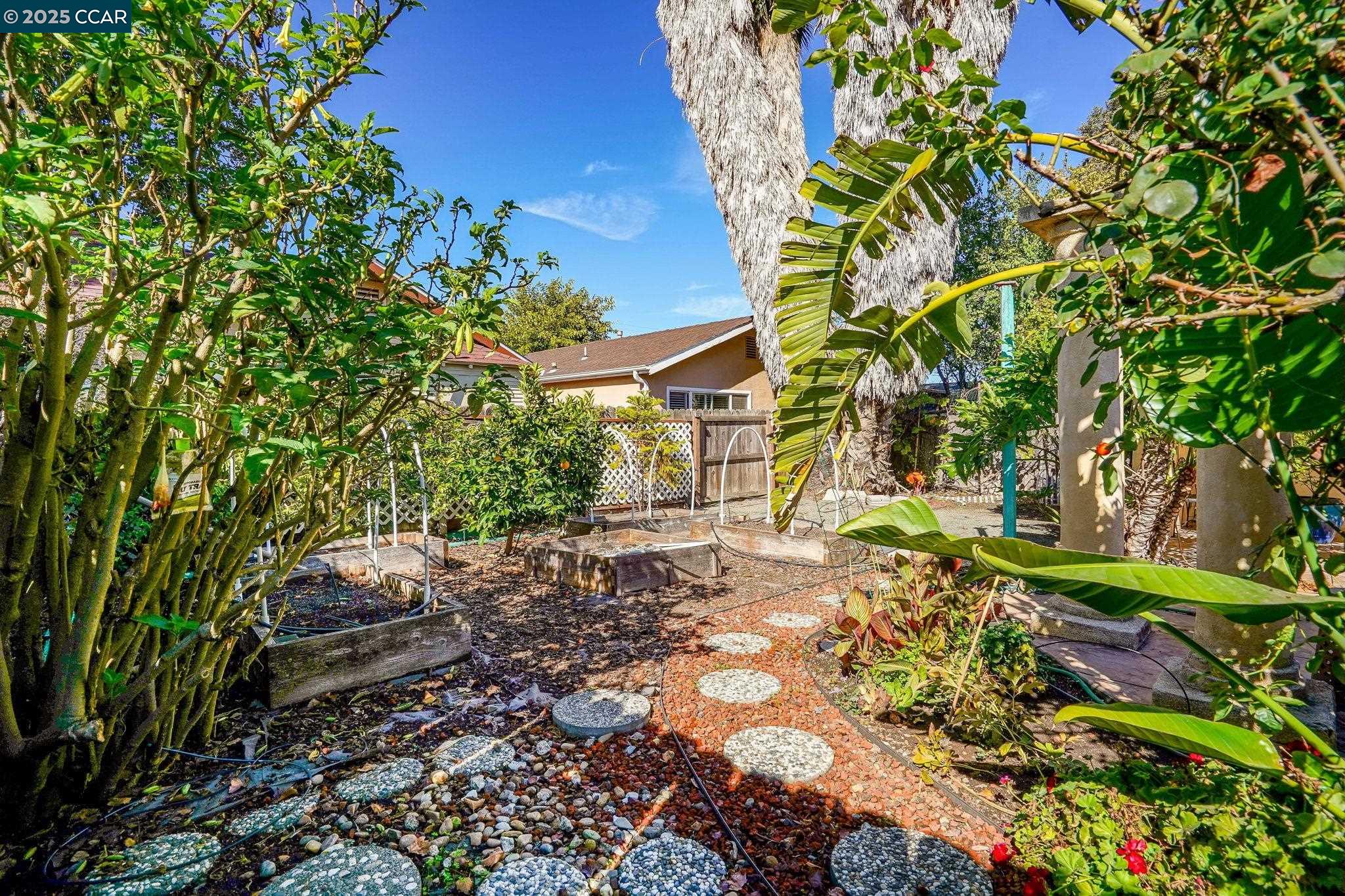 Detail Gallery Image 16 of 20 For 111 Phelan Ave, Vallejo,  CA 94590 - 2 Beds | 1 Baths