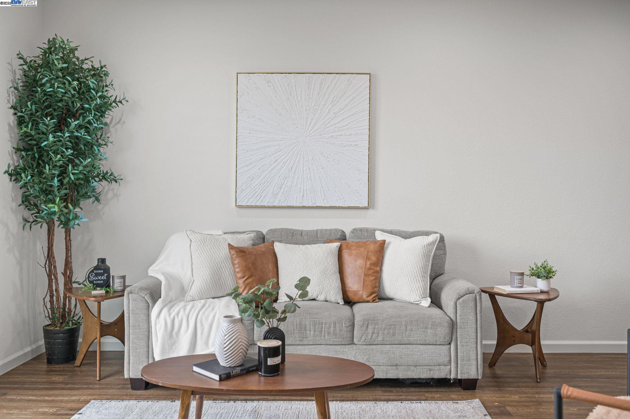 Detail Gallery Image 23 of 55 For 2336 Carbondale Way, Dublin,  CA 94568 - 4 Beds | 4 Baths