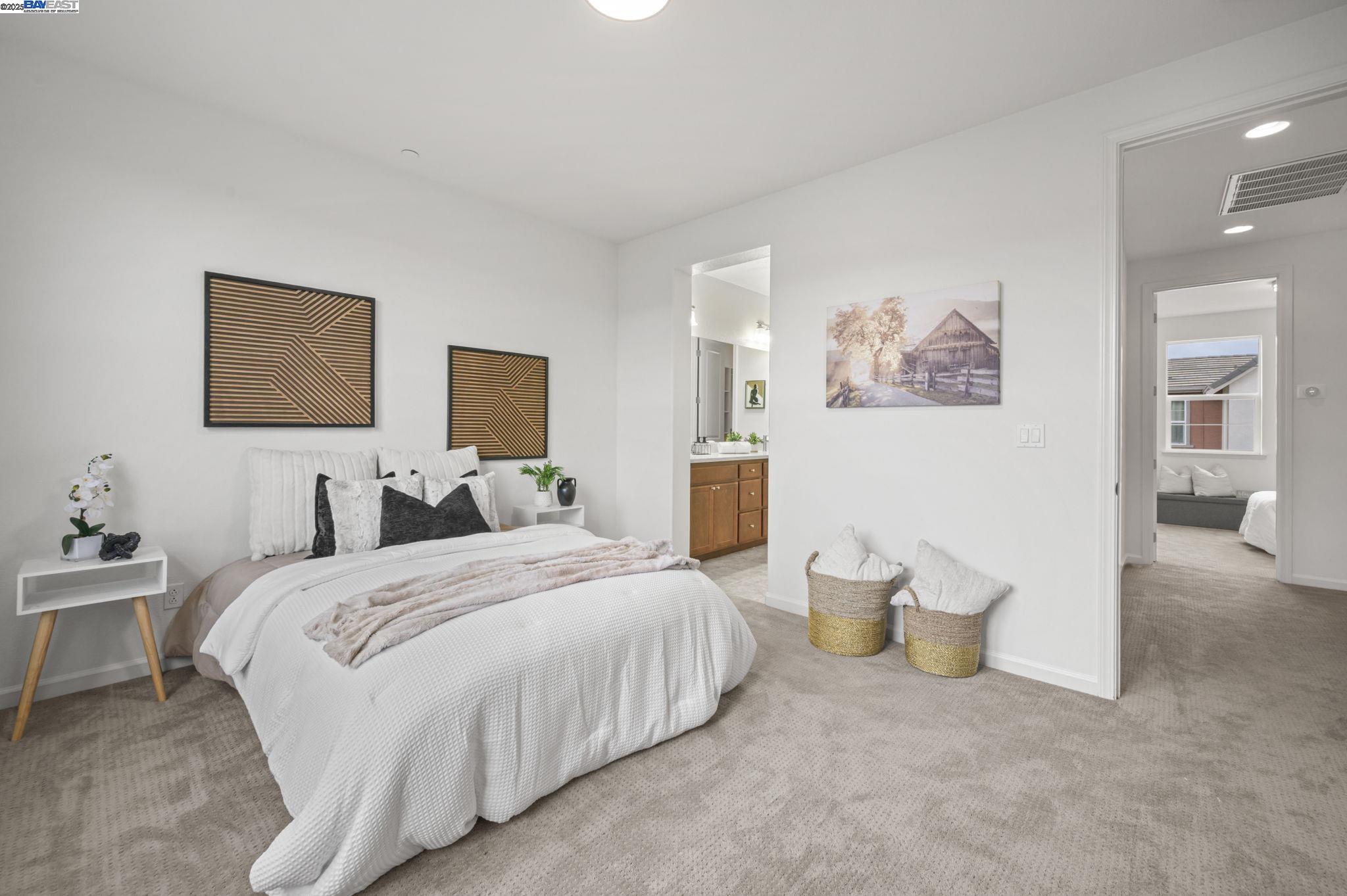 Detail Gallery Image 34 of 55 For 2336 Carbondale Way, Dublin,  CA 94568 - 4 Beds | 4 Baths