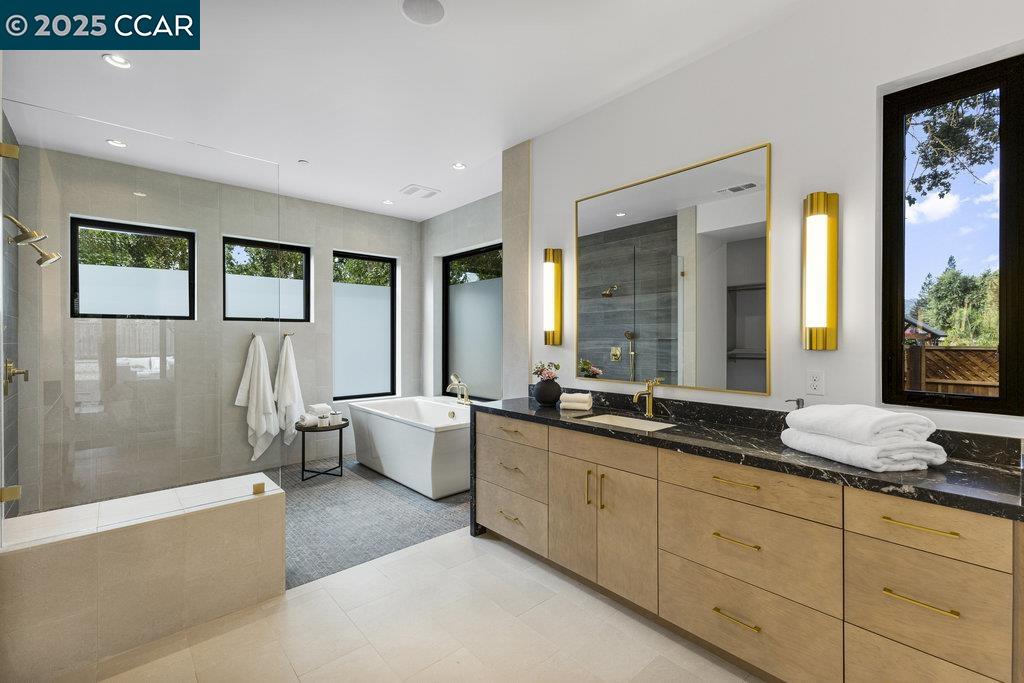 Detail Gallery Image 32 of 57 For 11 Willowmere Rd, Danville,  CA 94526 - 5 Beds | 5/1 Baths