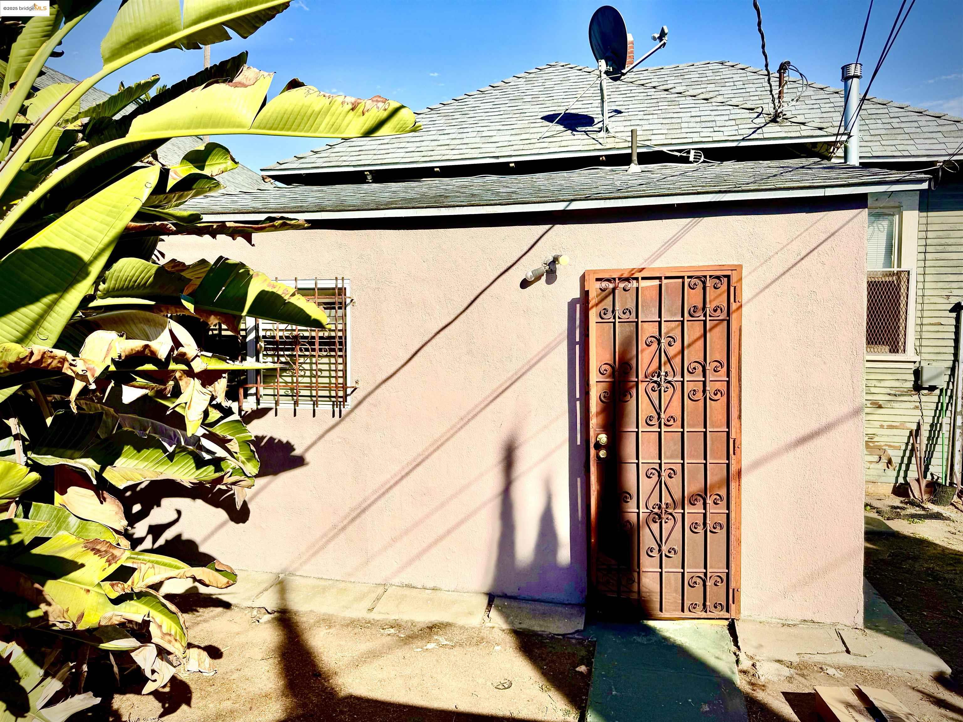 Detail Gallery Image 14 of 17 For 2823 S La Salle Ave, Los Angeles,  CA 90018 - 2 Beds | 1 Baths