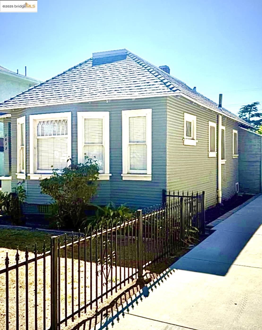 Detail Gallery Image 17 of 17 For 2823 S La Salle Ave, Los Angeles,  CA 90018 - 2 Beds | 1 Baths