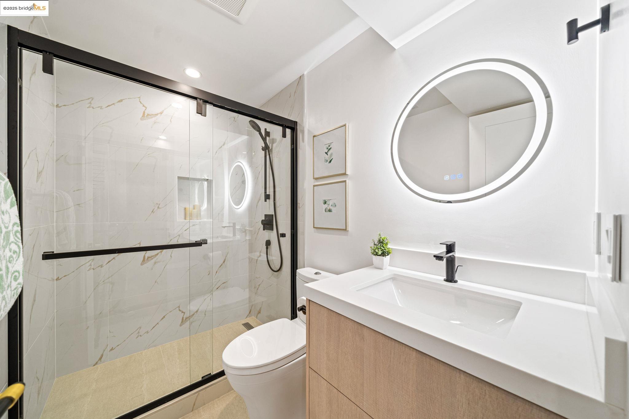 Detail Gallery Image 27 of 48 For 1945 Fulton St, San Francisco,  CA 94117 - 5 Beds | 3 Baths