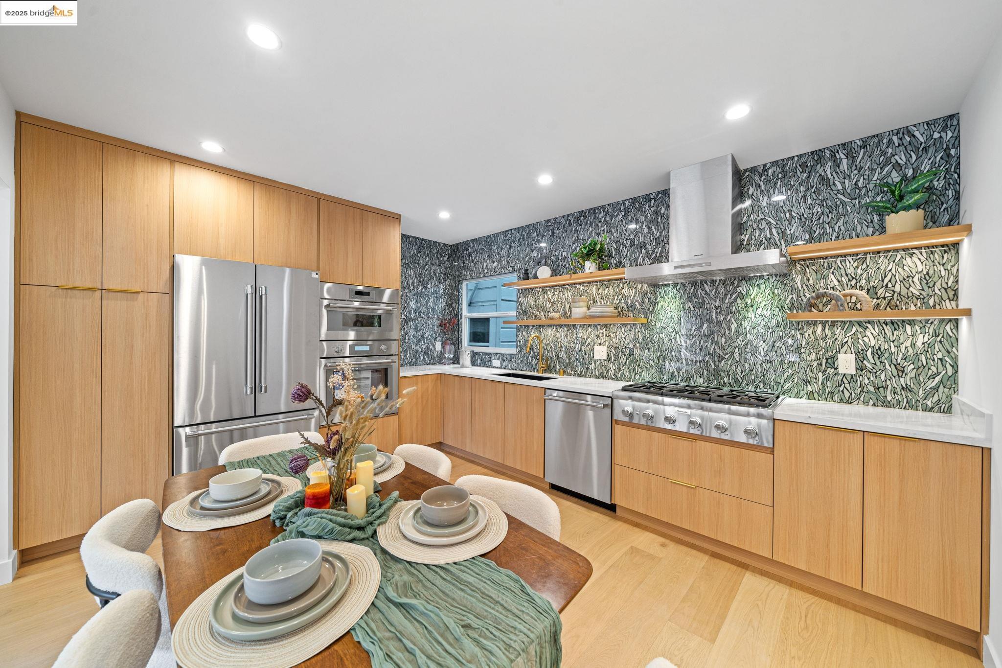 Detail Gallery Image 12 of 50 For 1945-1947 Fulton St, San Francisco,  CA 94117 - – Beds | – Baths