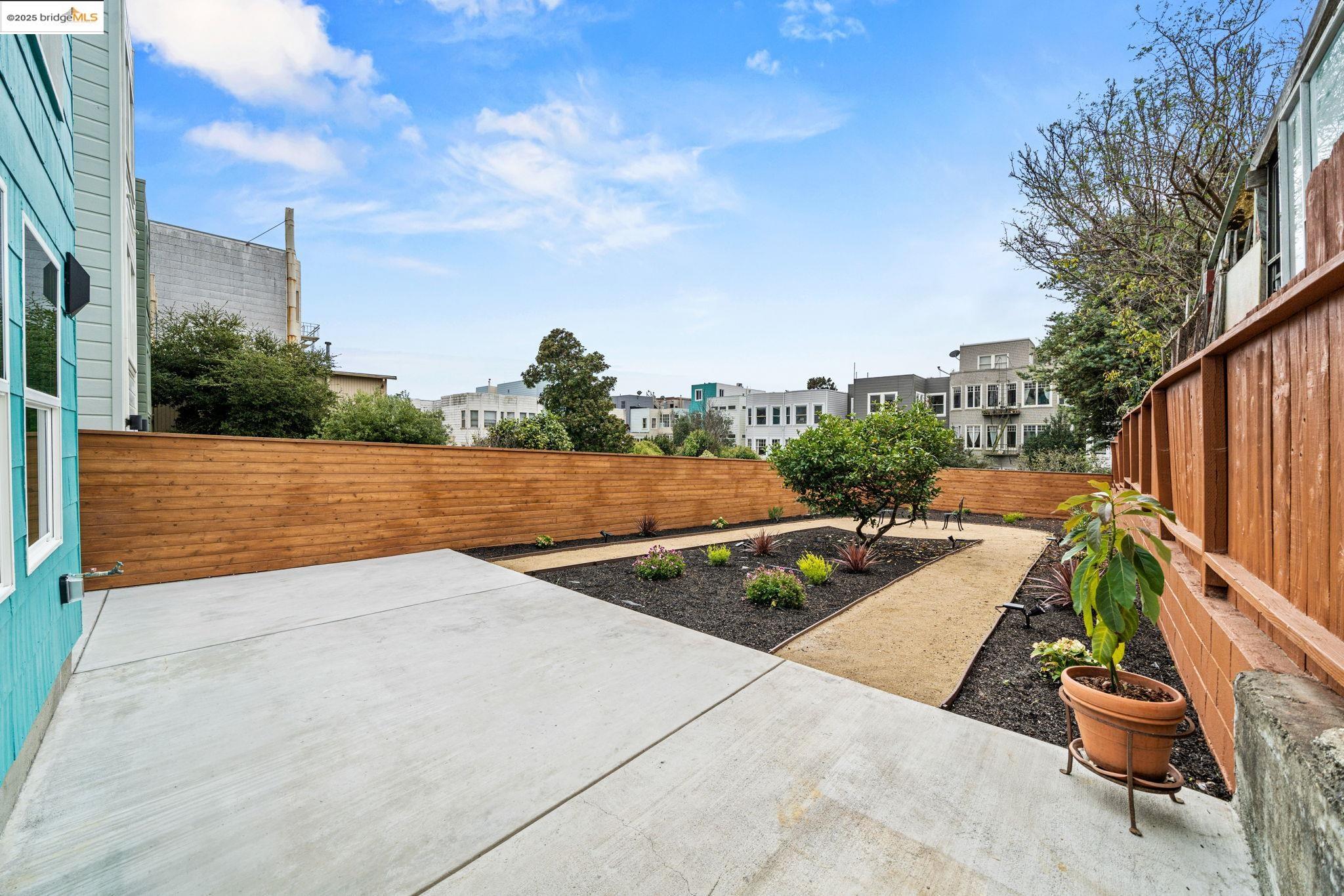 Detail Gallery Image 39 of 50 For 1945-1947 Fulton St, San Francisco,  CA 94117 - – Beds | – Baths