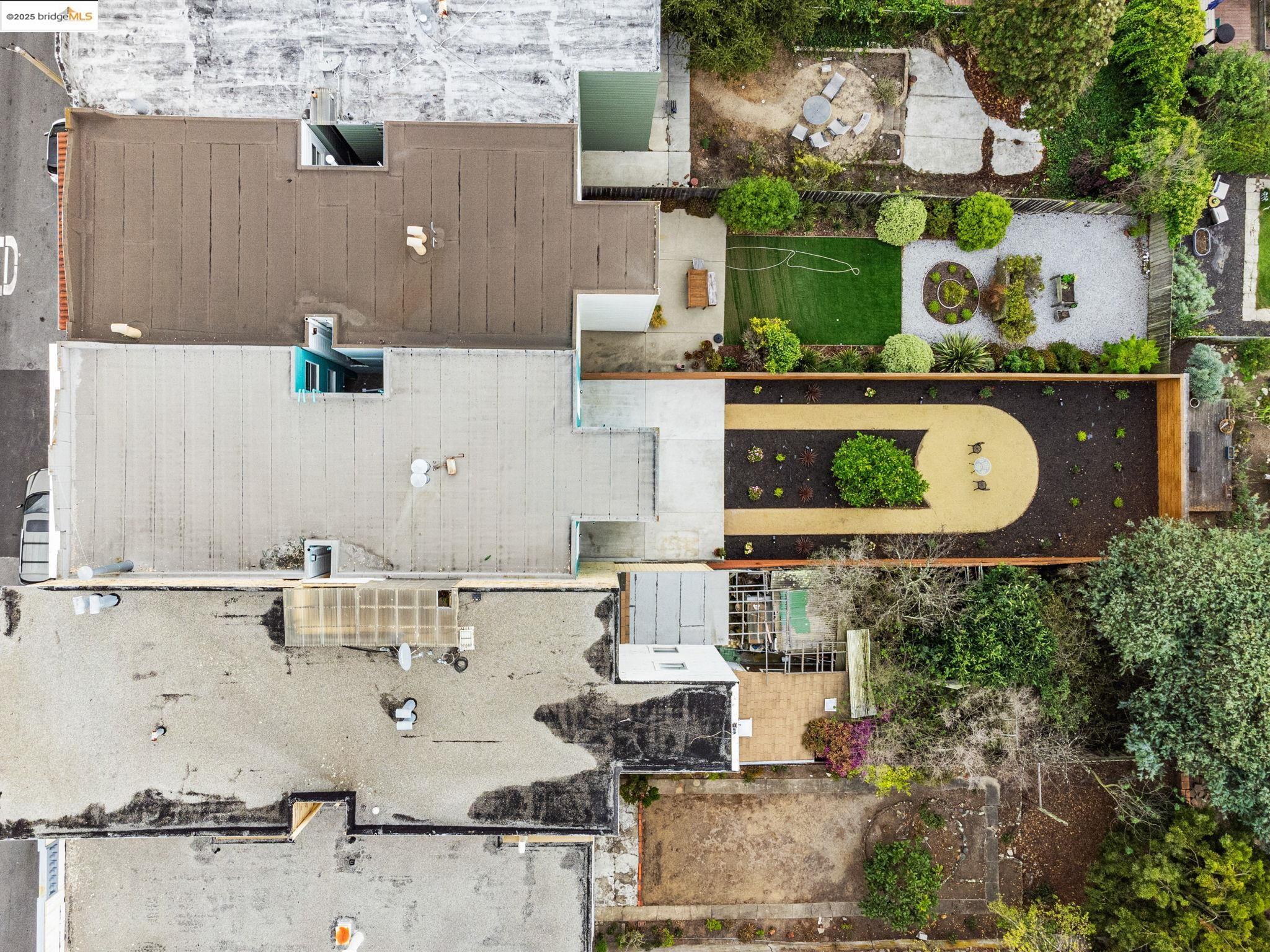 Detail Gallery Image 44 of 50 For 1945-1947 Fulton St, San Francisco,  CA 94117 - – Beds | – Baths