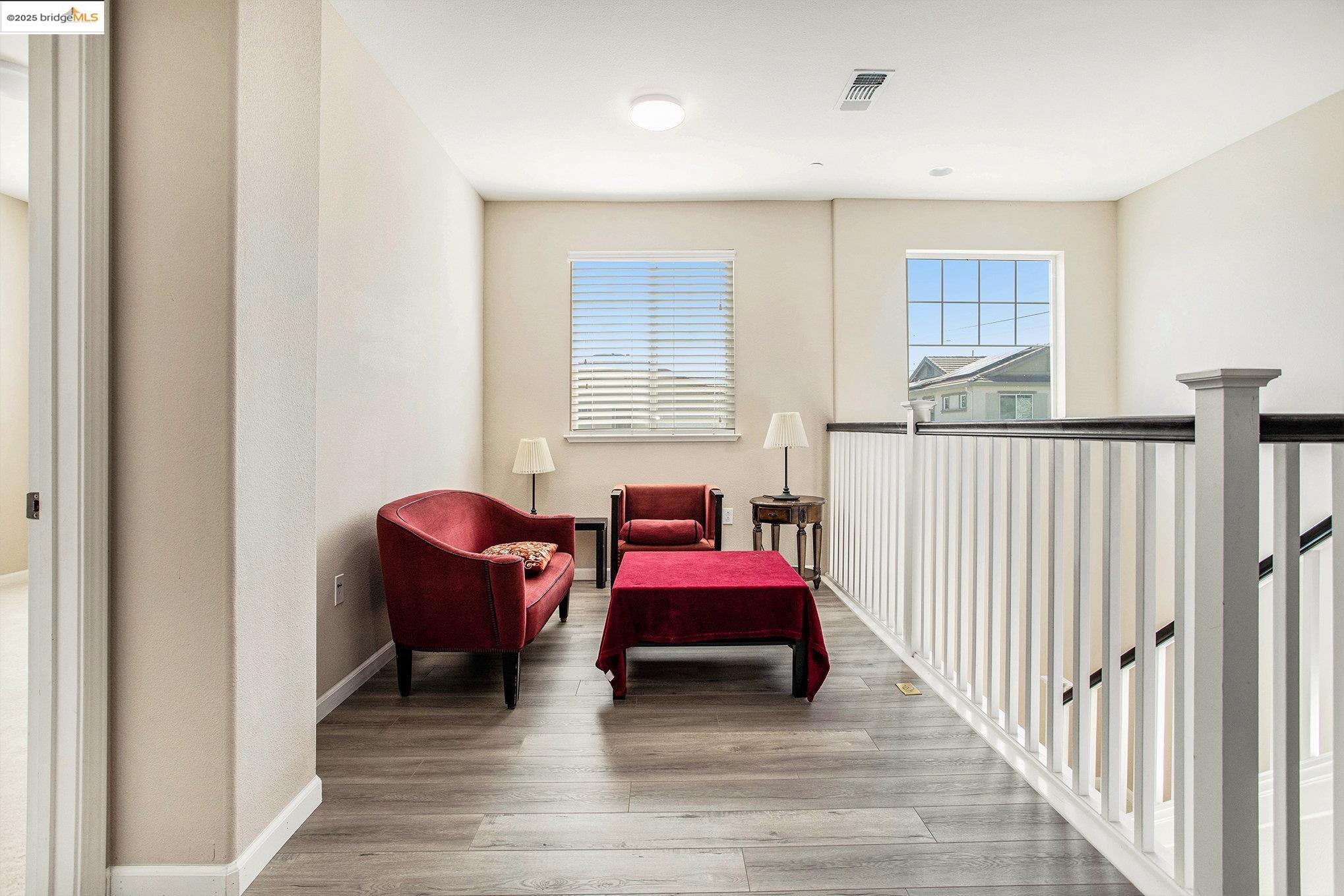 Detail Gallery Image 18 of 33 For 175 Halsey Way, Pittsburg,  CA 94565 - 5 Beds | 3 Baths