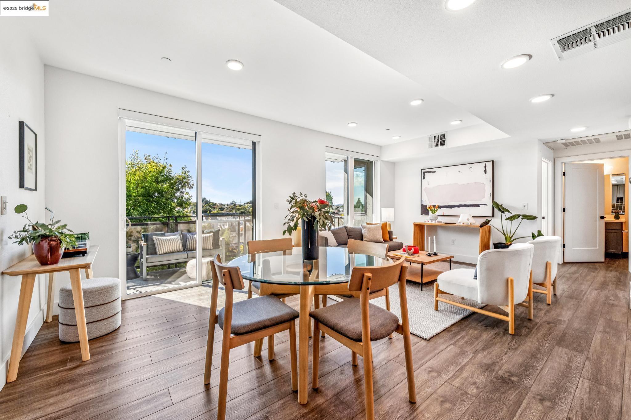 Detail Gallery Image 11 of 43 For 10300 San Pablo Ave #303,  El Cerrito,  CA 94530 - 2 Beds | 2 Baths