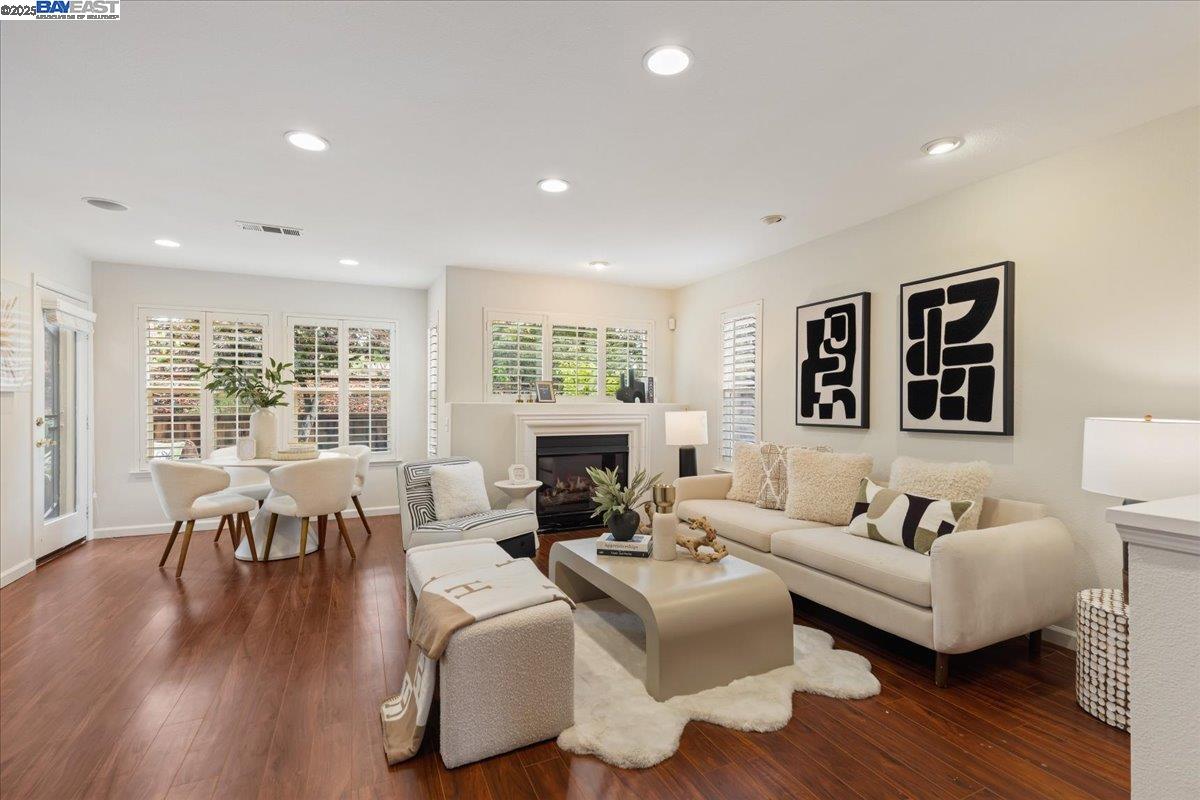 Photo #6: 41114757 Listing 