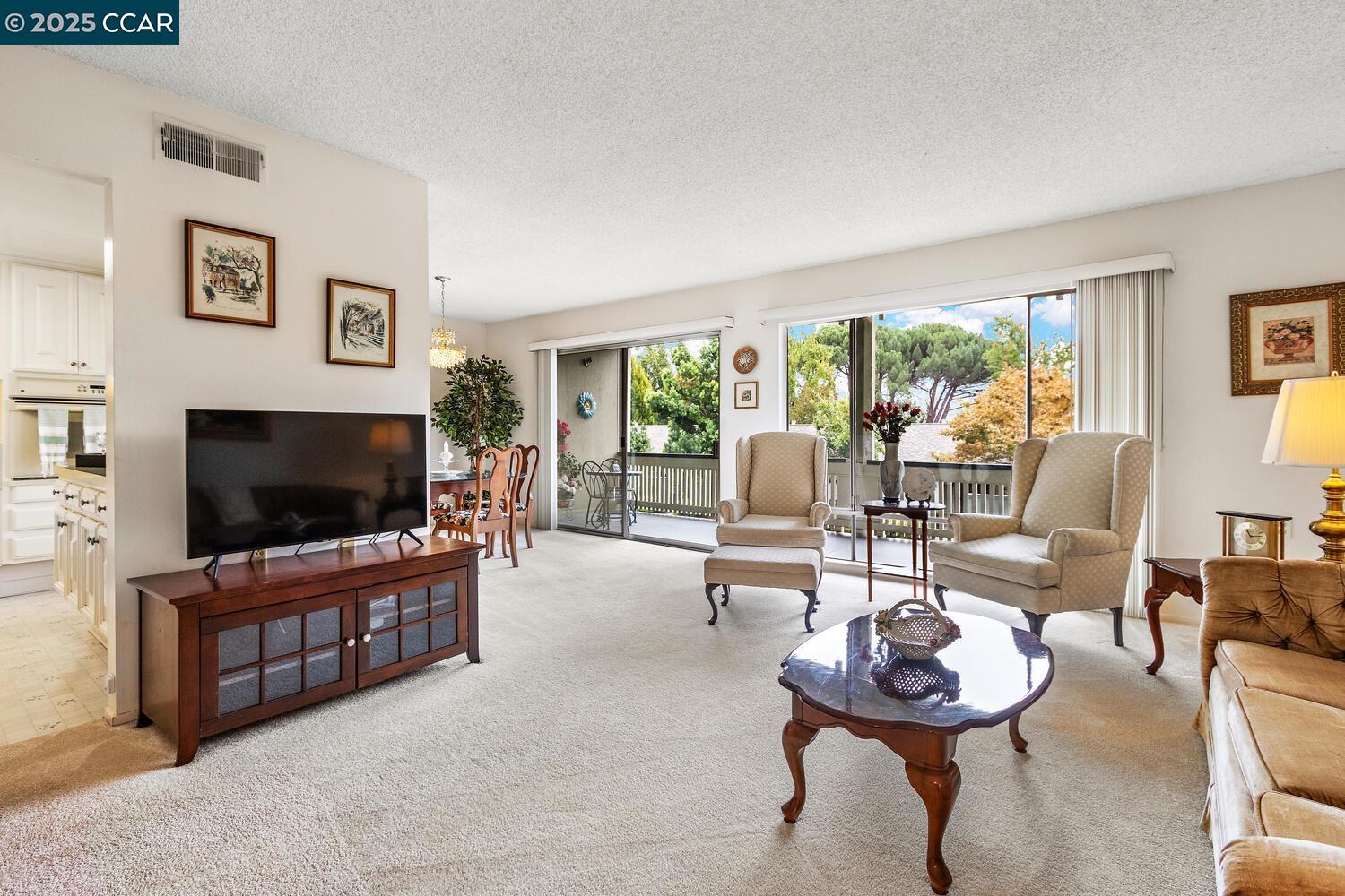Photo #4: 41114767 Listing 