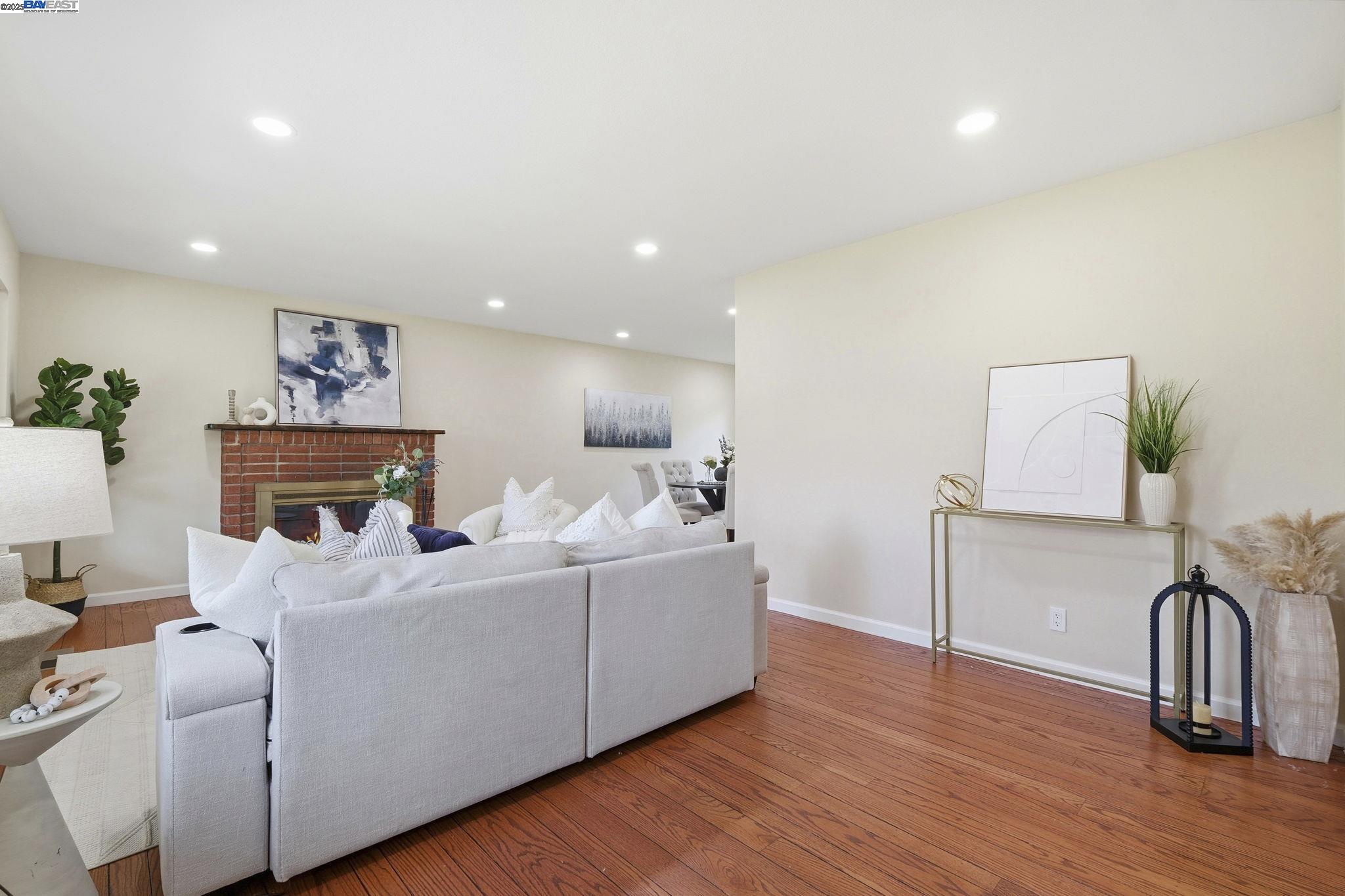 Detail Gallery Image 8 of 59 For 42293 Camino Santa Barbara, Fremont,  CA 94539 - 4 Beds | 3 Baths