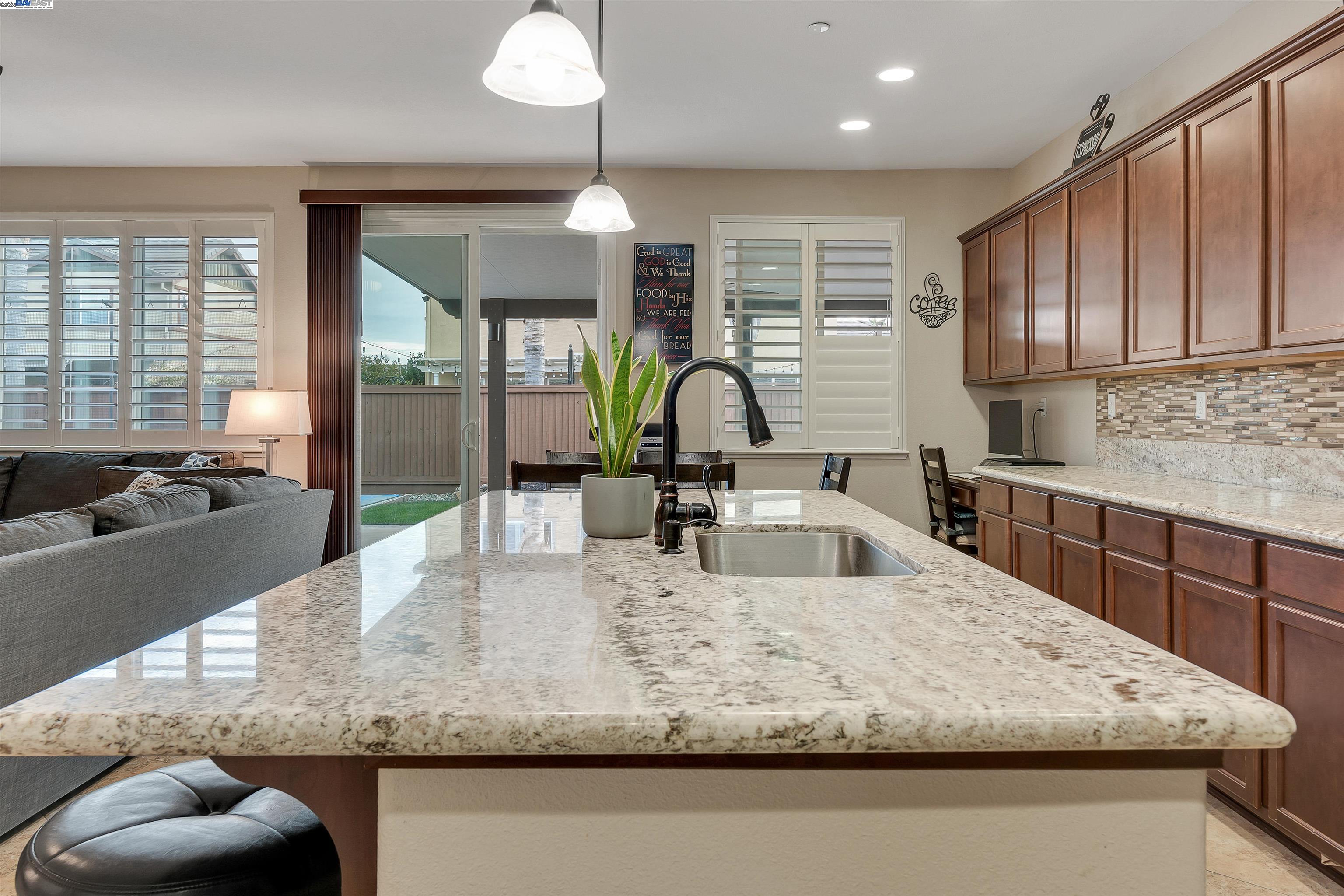 Detail Gallery Image 14 of 25 For 924 Poppy Drive, Brentwood,  CA 94513 - 4 Beds | 2 Baths
