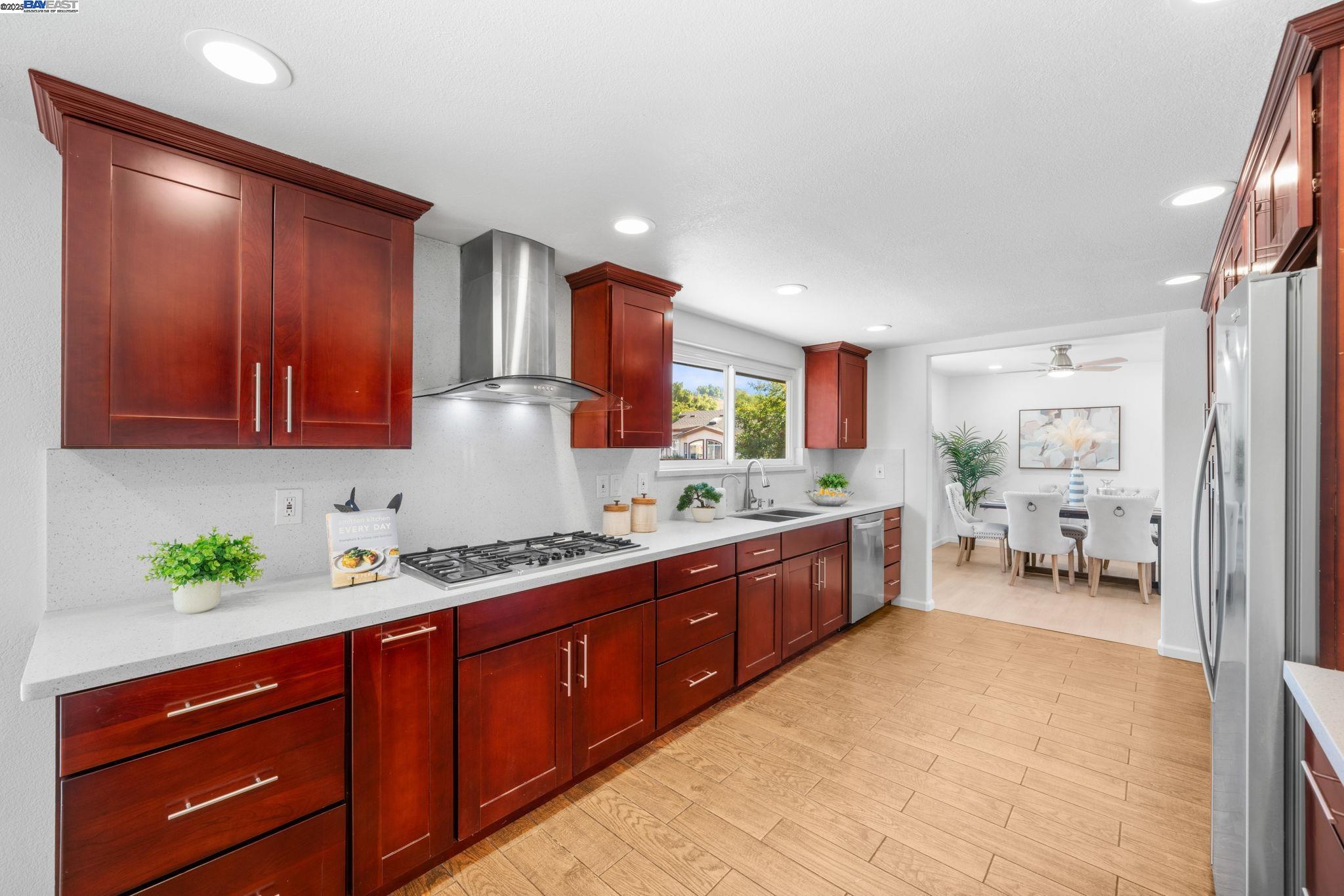 Detail Gallery Image 15 of 56 For 48346 Cottonwood St, Fremont,  CA 94539 - 3 Beds | 3 Baths